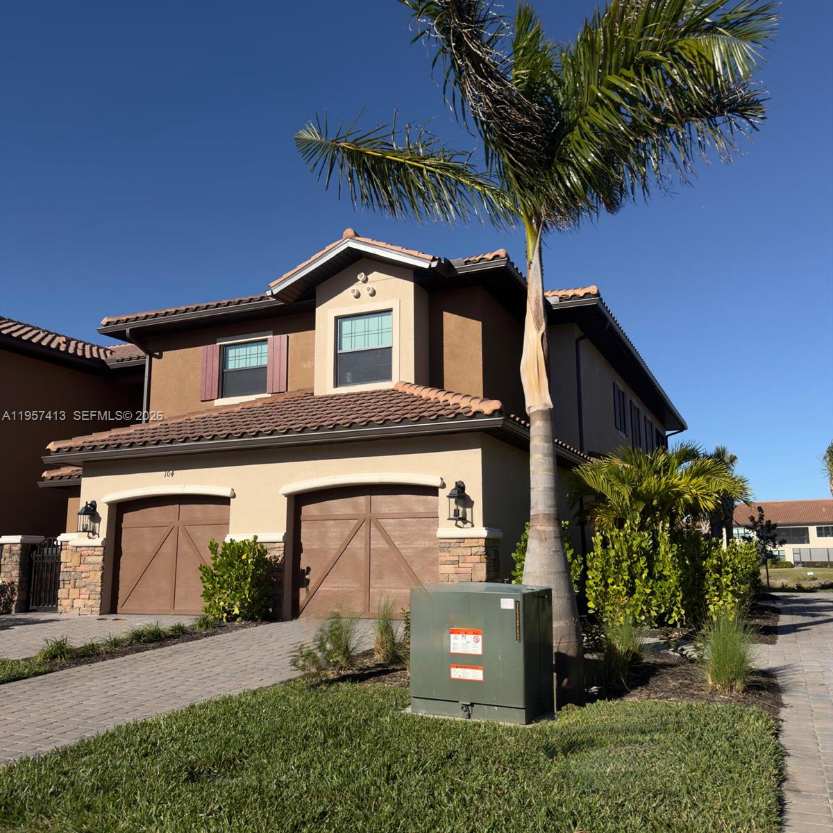 Esplandade By The Islands