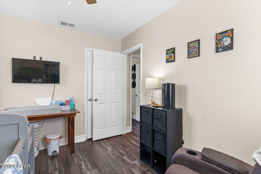 Image 15 For 808 Forestdale Avenue