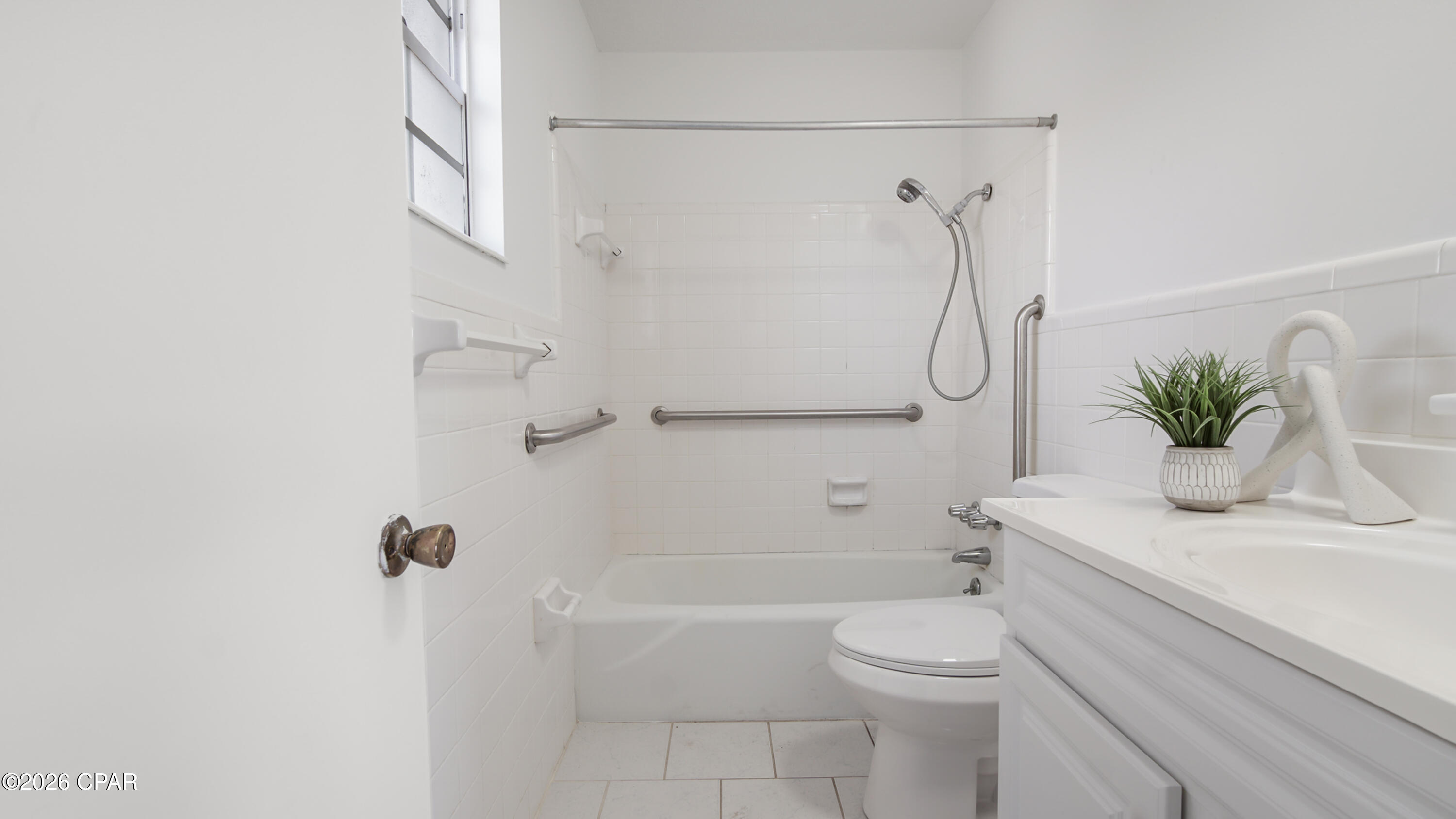 Image 23 For 6001 Minneola Street