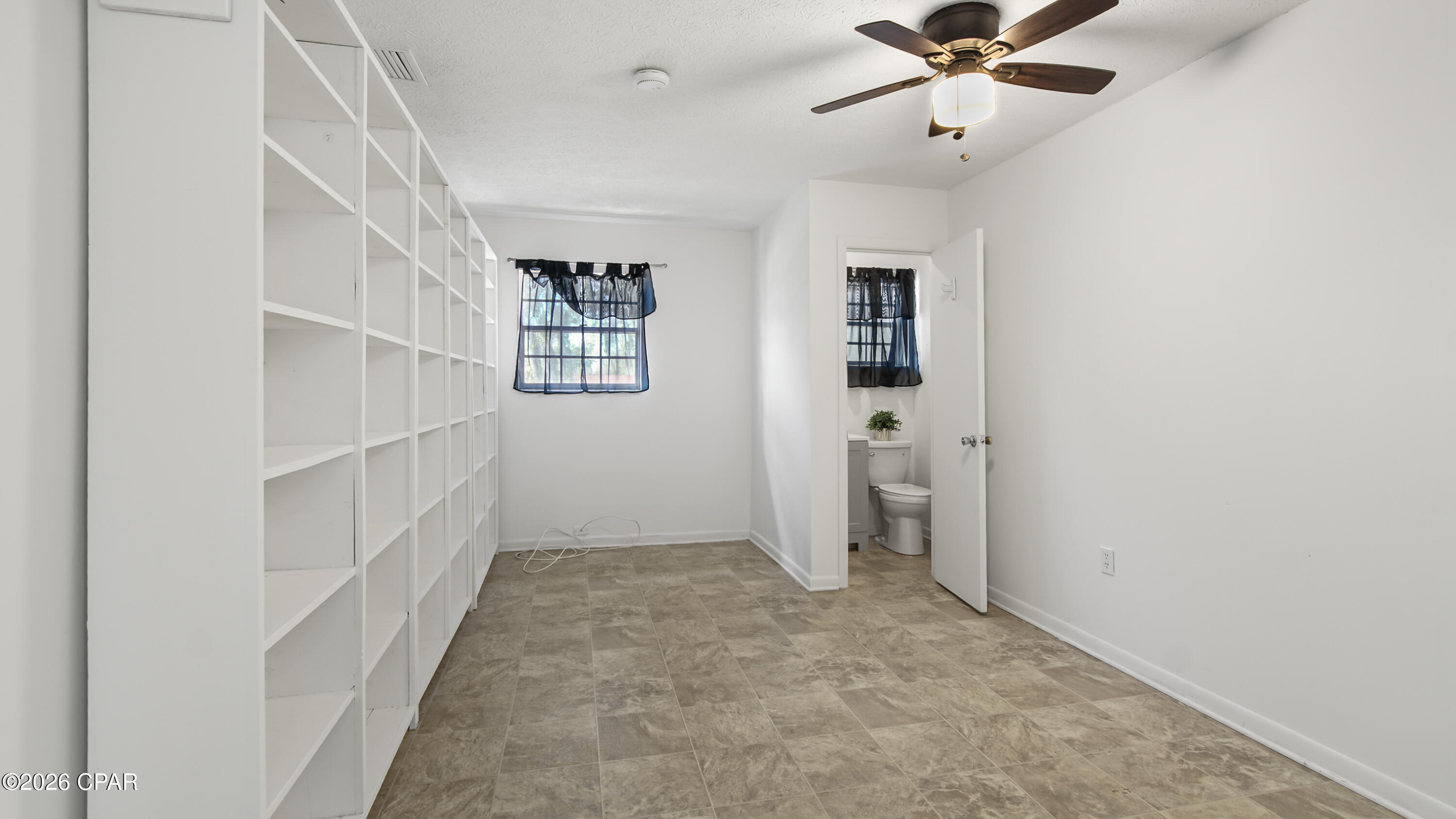 Image 31 For 6001 Minneola Street