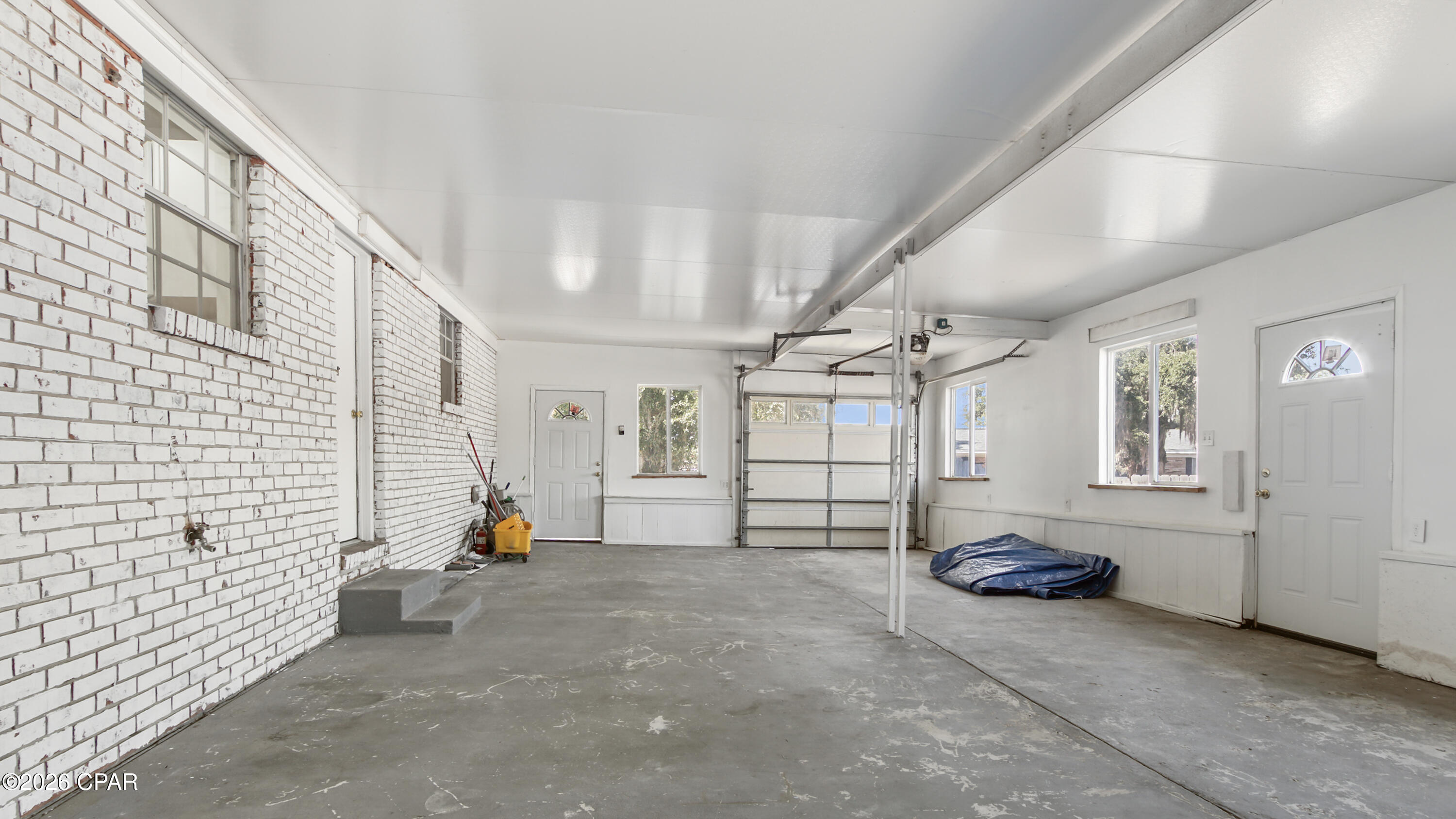 Image 39 For 6001 Minneola Street