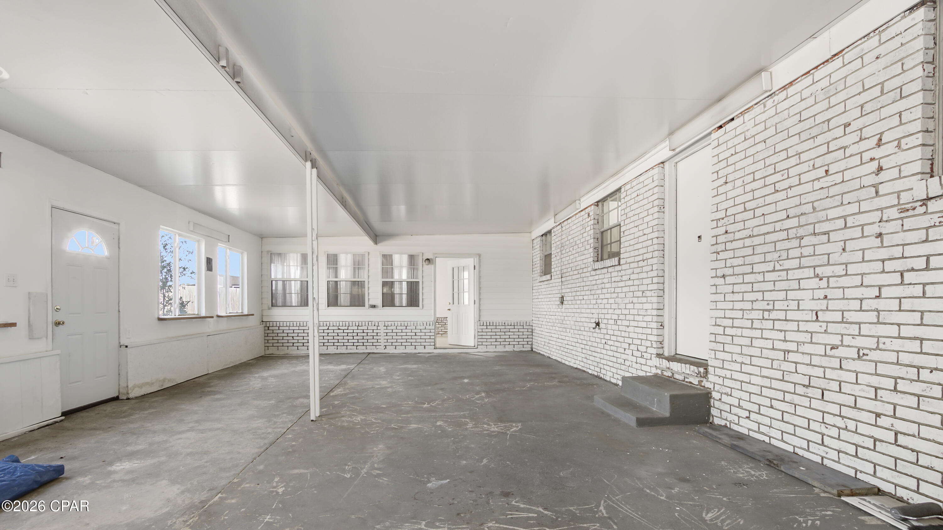 Image 40 For 6001 Minneola Street