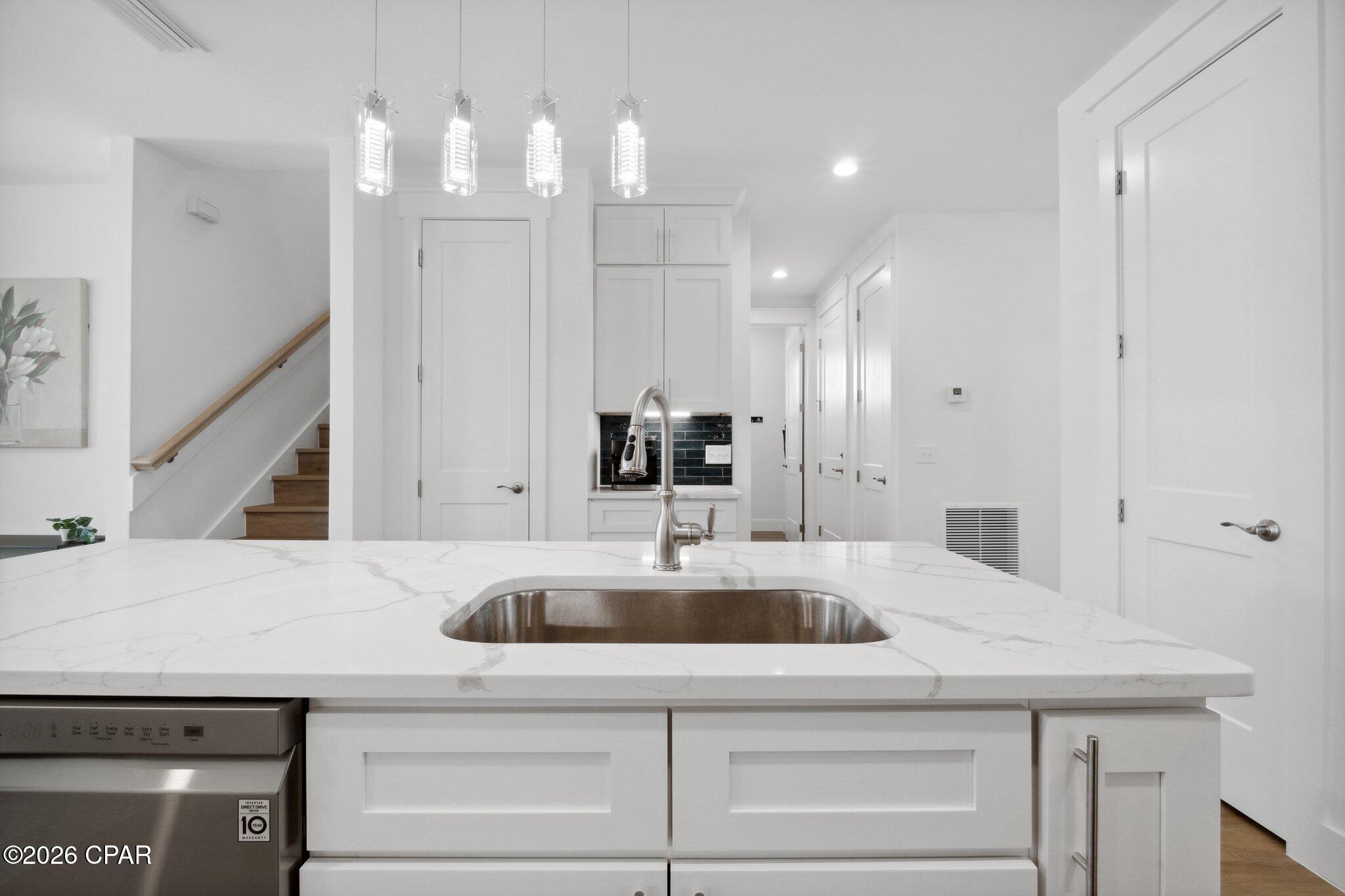 Image 16 For 7403 Sunset Avenue