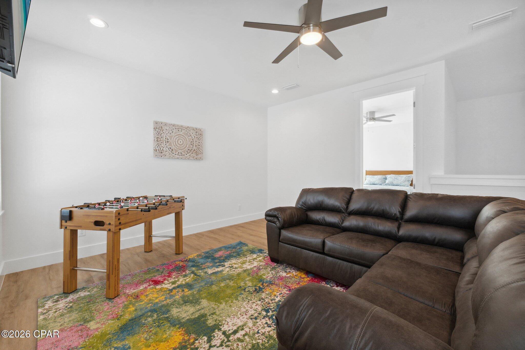 Image 40 For 7403 Sunset Avenue