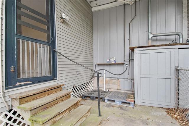 939-941A Picheloup Place