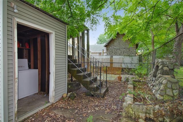 939-941A Picheloup Place