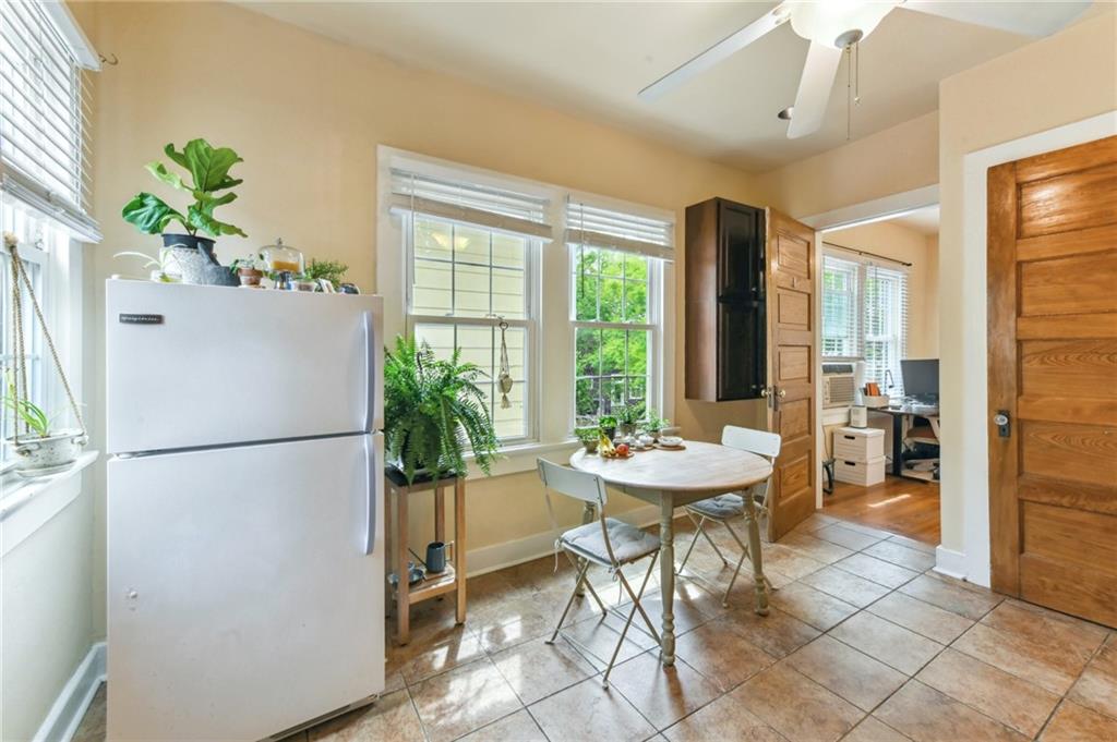 939-941A Picheloup Place