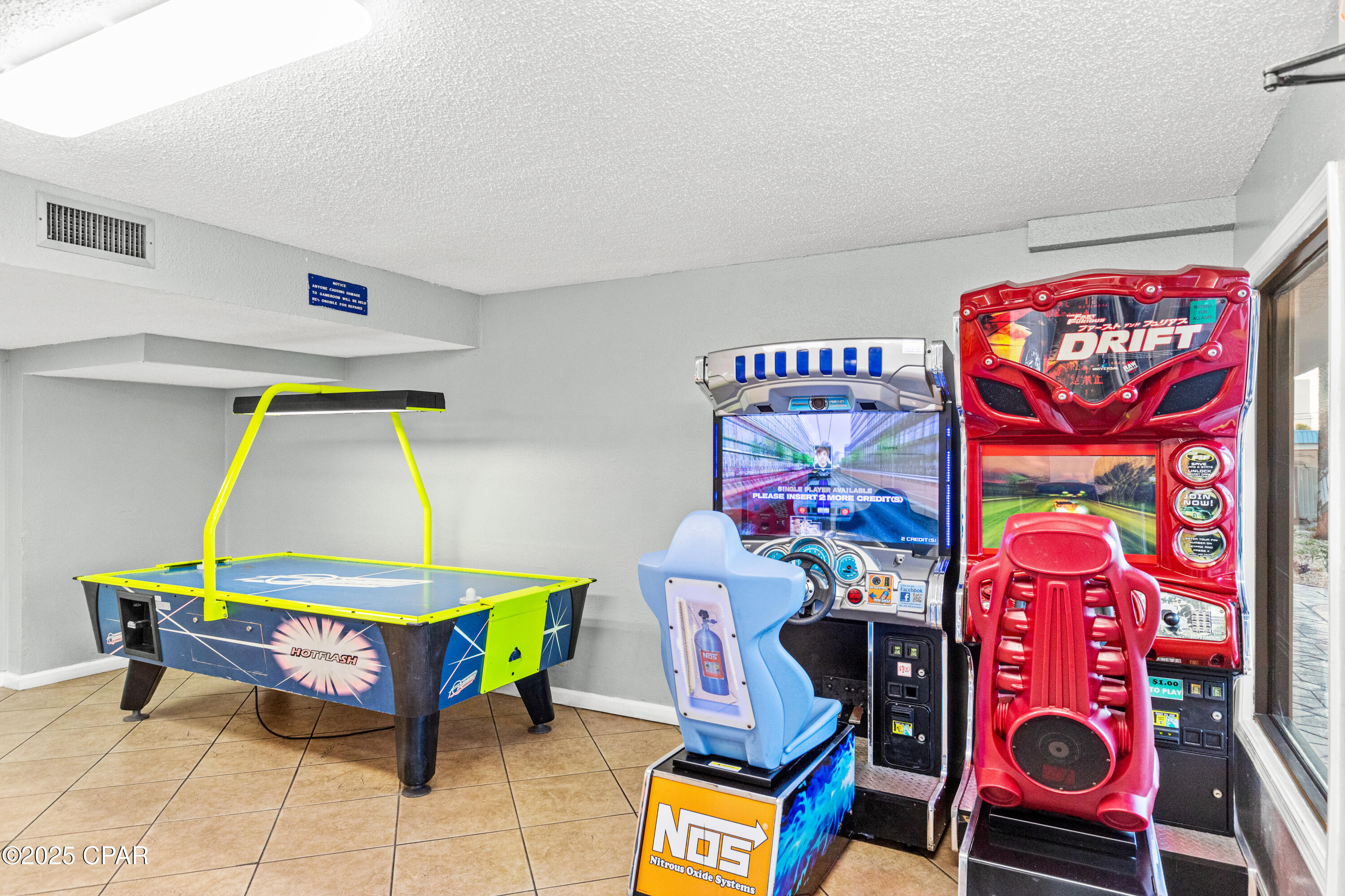 Image 36 For 8743 Thomas Drive 518