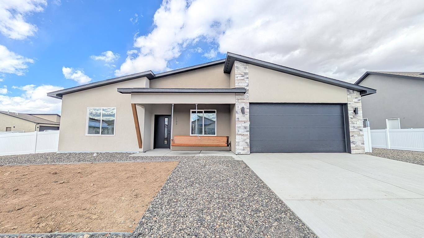 1703 Rusty Rivet Road