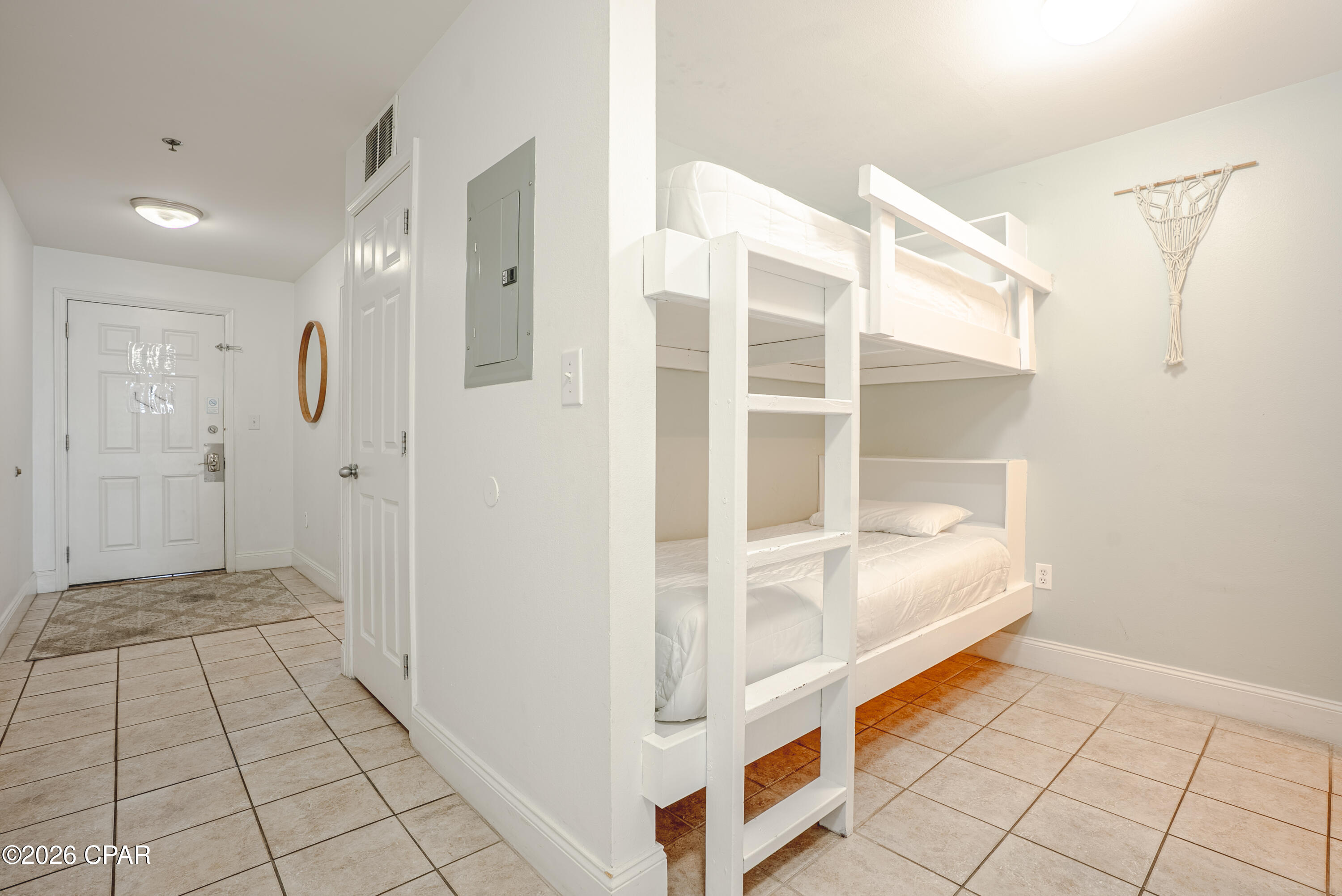 Image 4 For 9860 Thomas Drive 1116