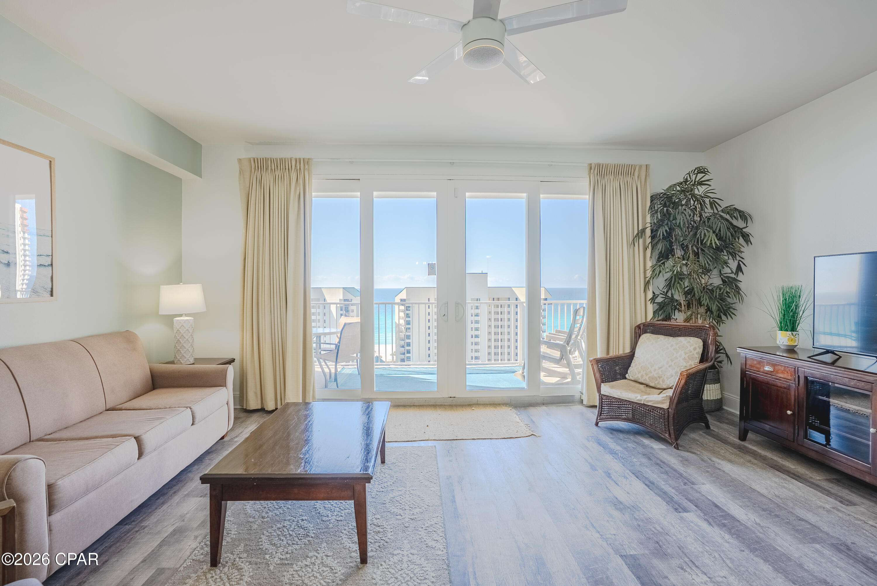 Image 8 For 9860 Thomas Drive 1116