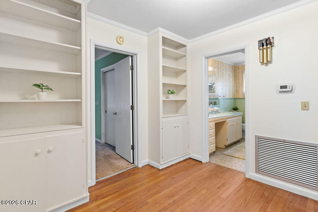 Image 18 For 5370 Cherry Street