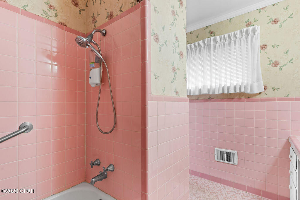 Image 27 For 5370 Cherry Street