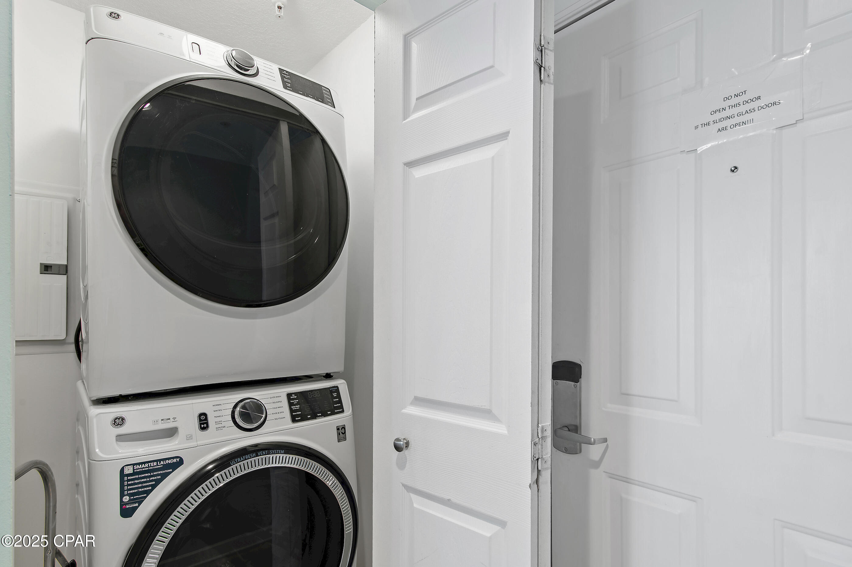 Image 19 For 17545 Front Beach  1104