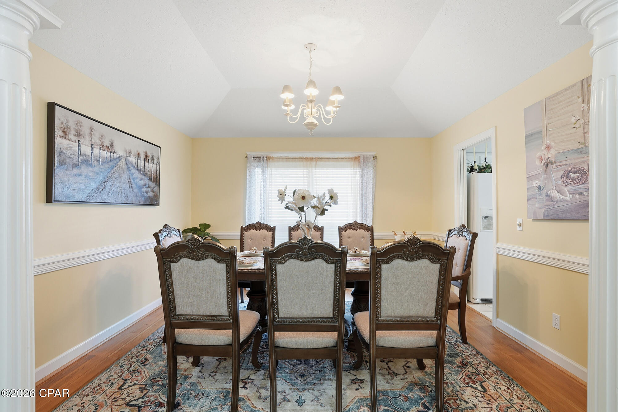 Image 13 For 2400 Bayview Avenue