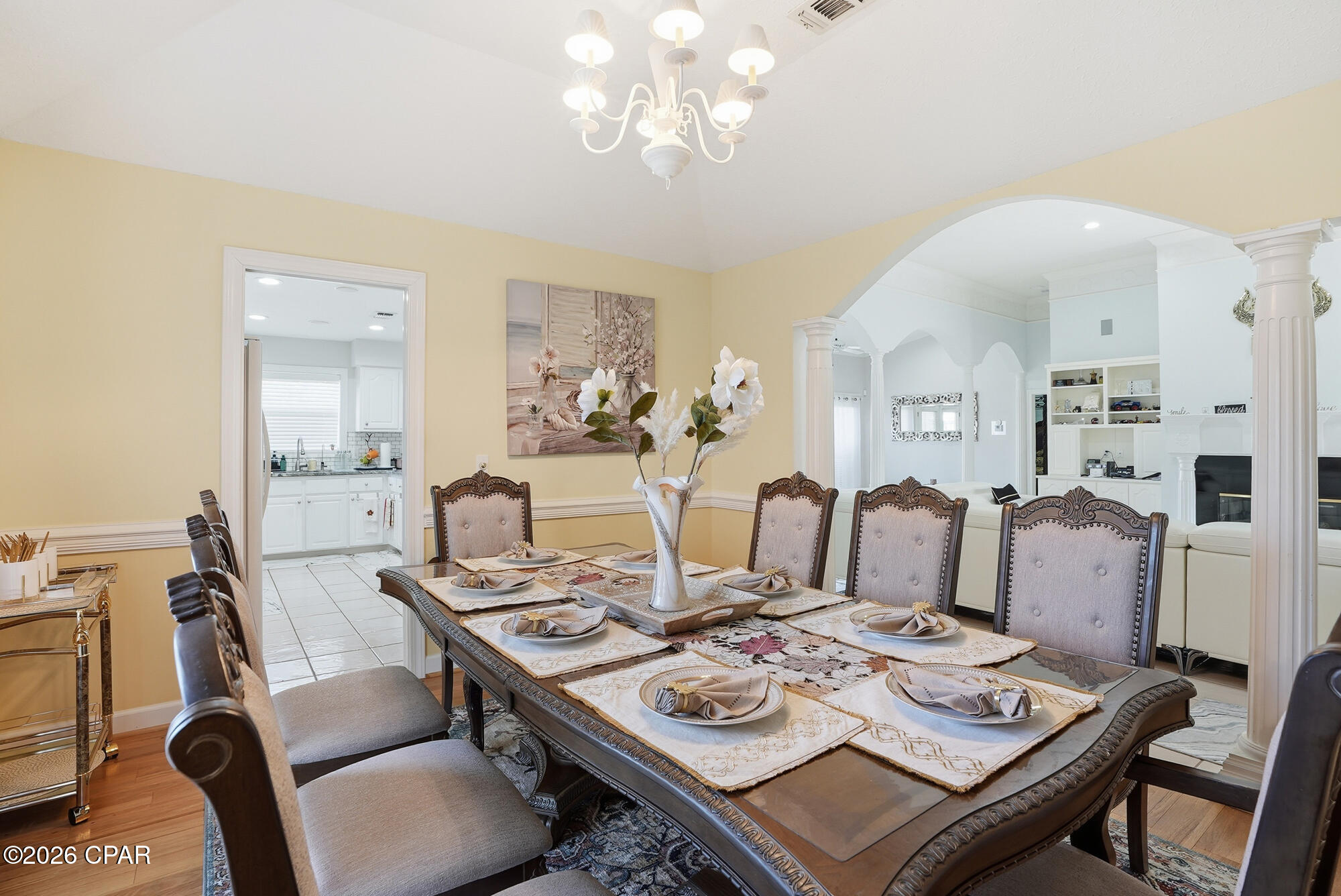 Image 14 For 2400 Bayview Avenue