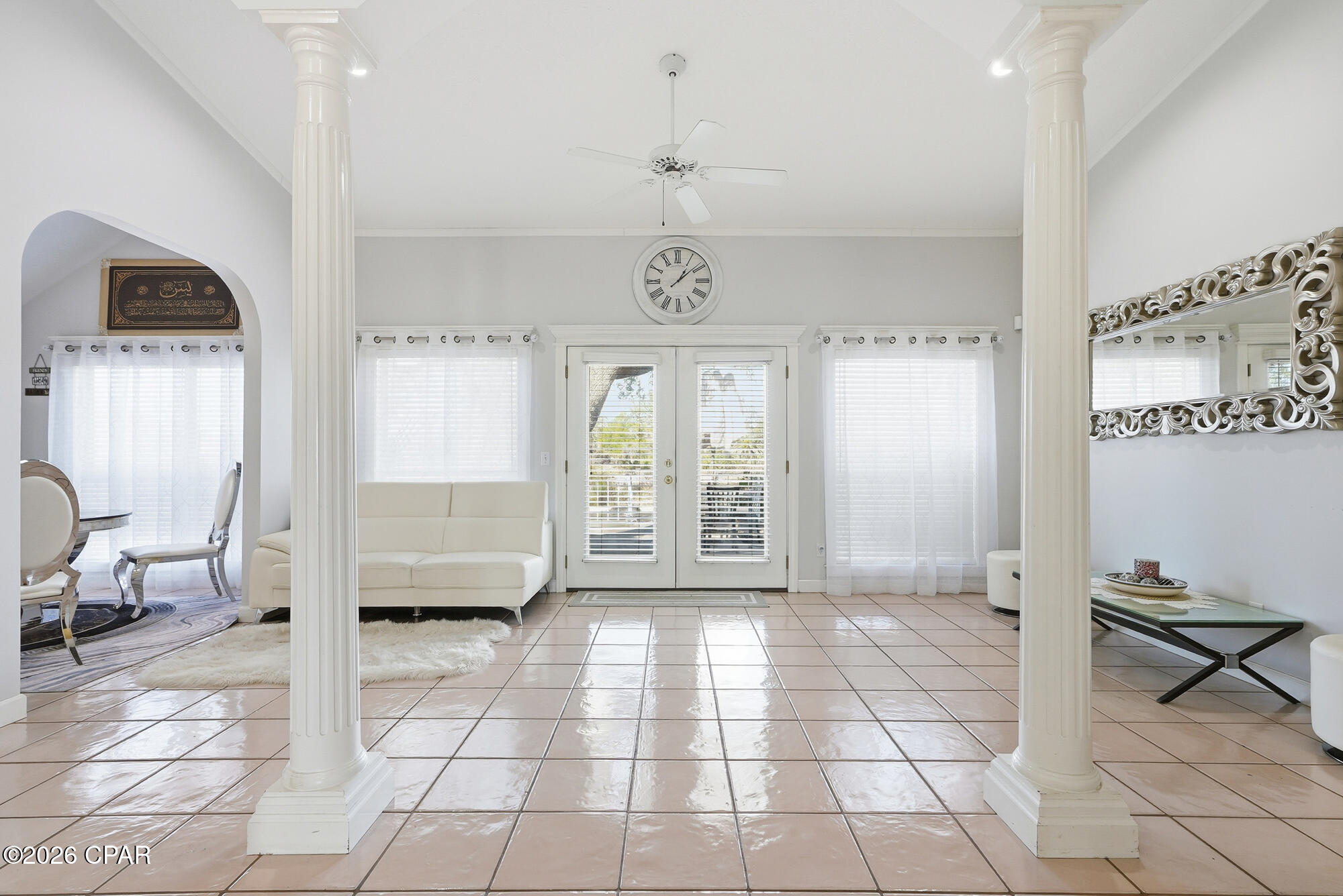 Image 22 For 2400 Bayview Avenue