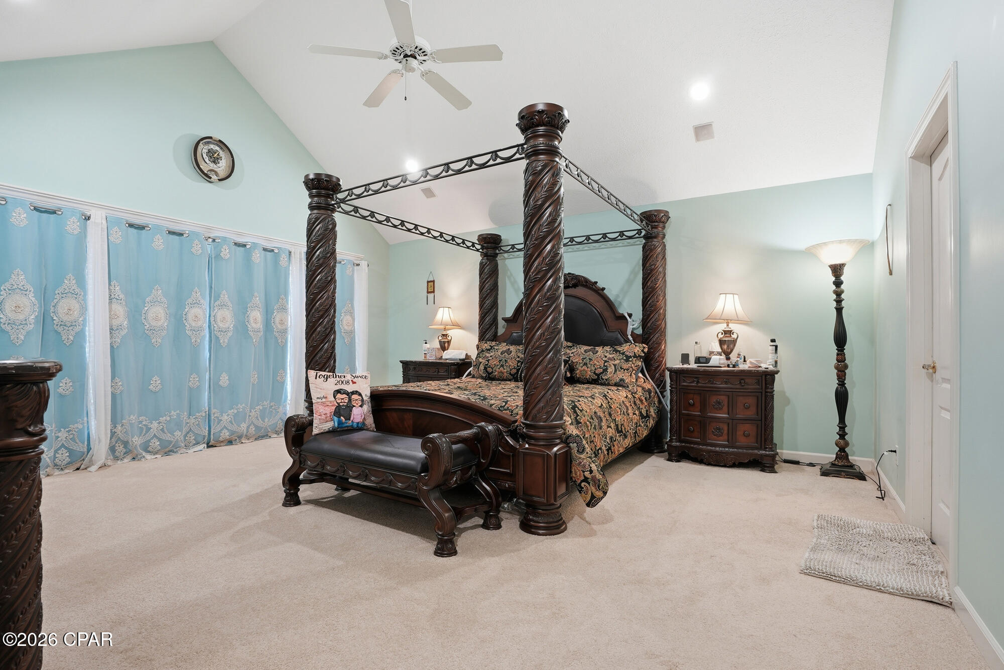 Image 25 For 2400 Bayview Avenue