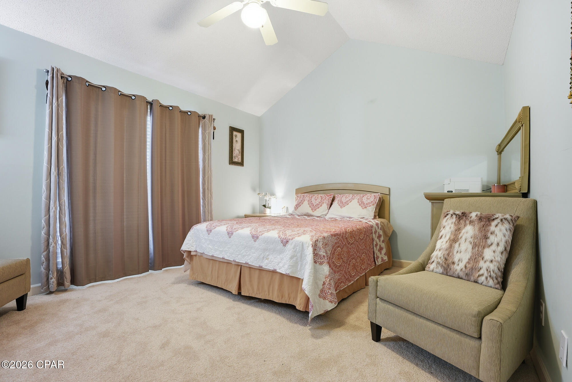 Image 34 For 2400 Bayview Avenue