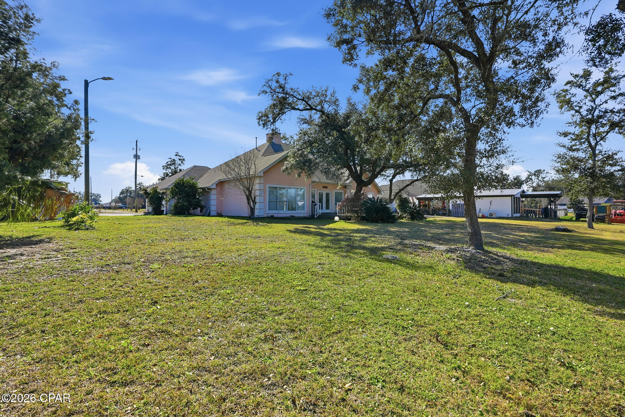 Image 42 For 2400 Bayview Avenue