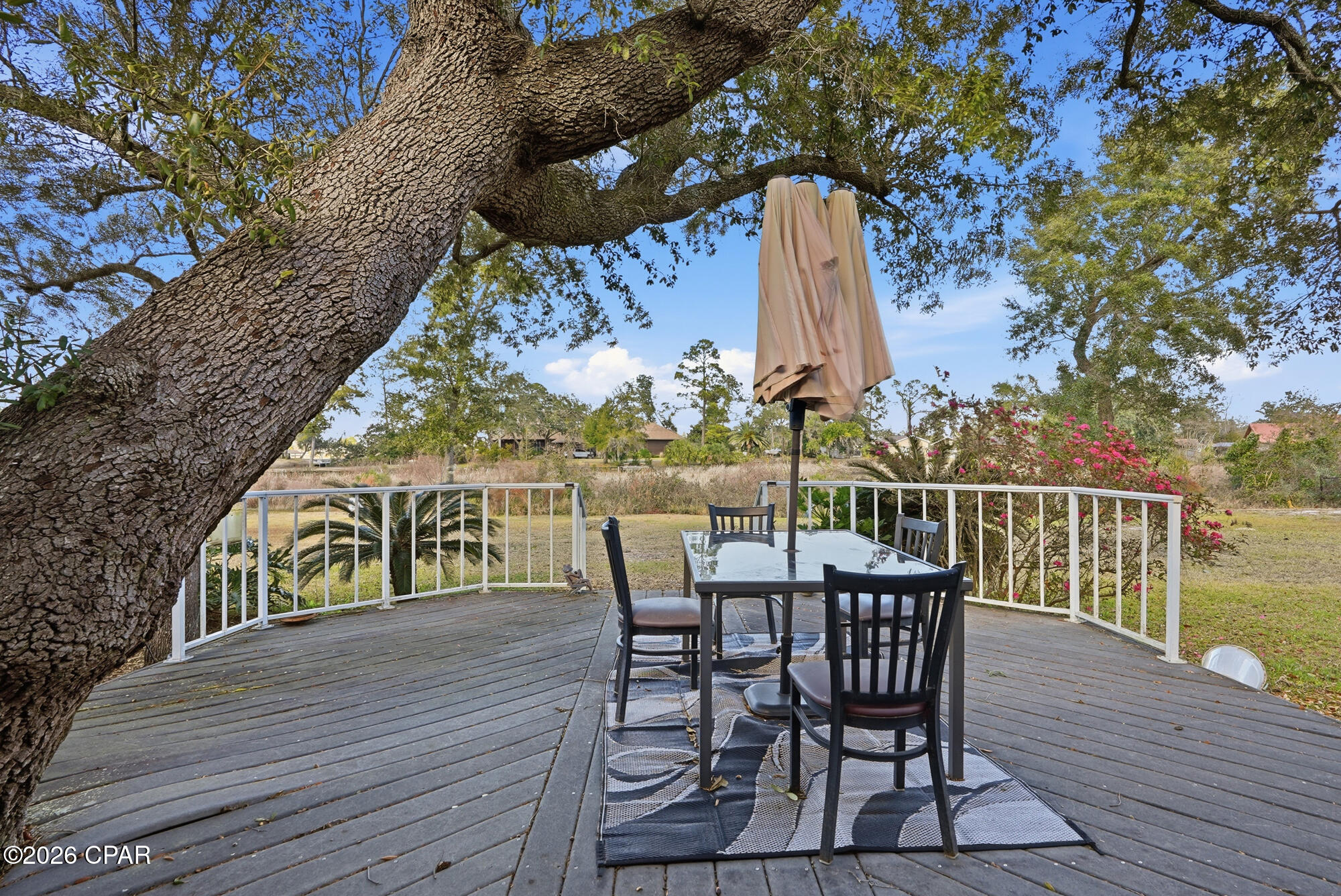 Image 46 For 2400 Bayview Avenue