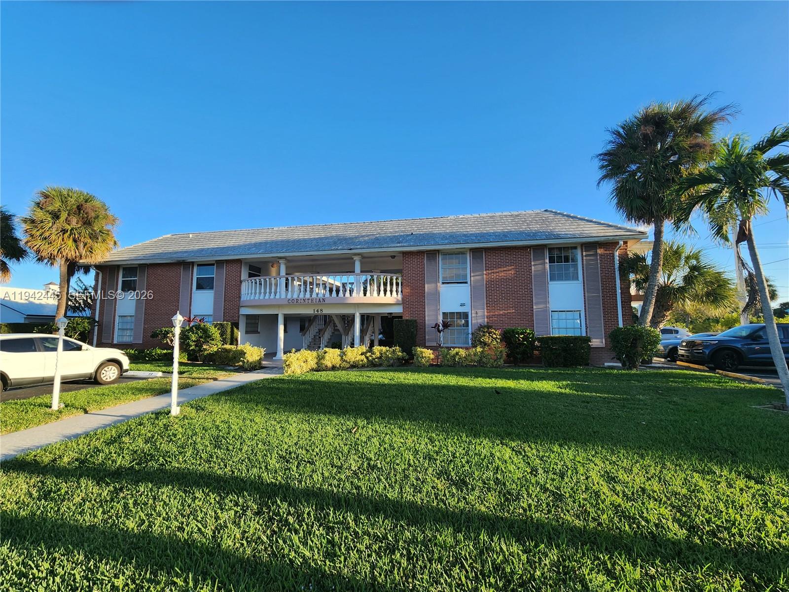 148 Yacht Club Dr #10