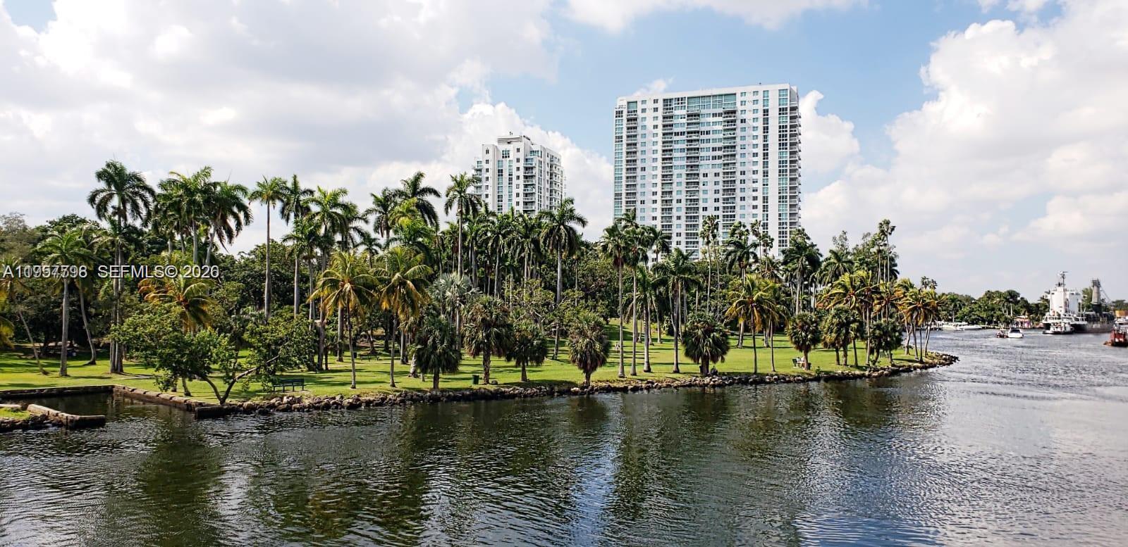 Terrazas Riverpark Villag