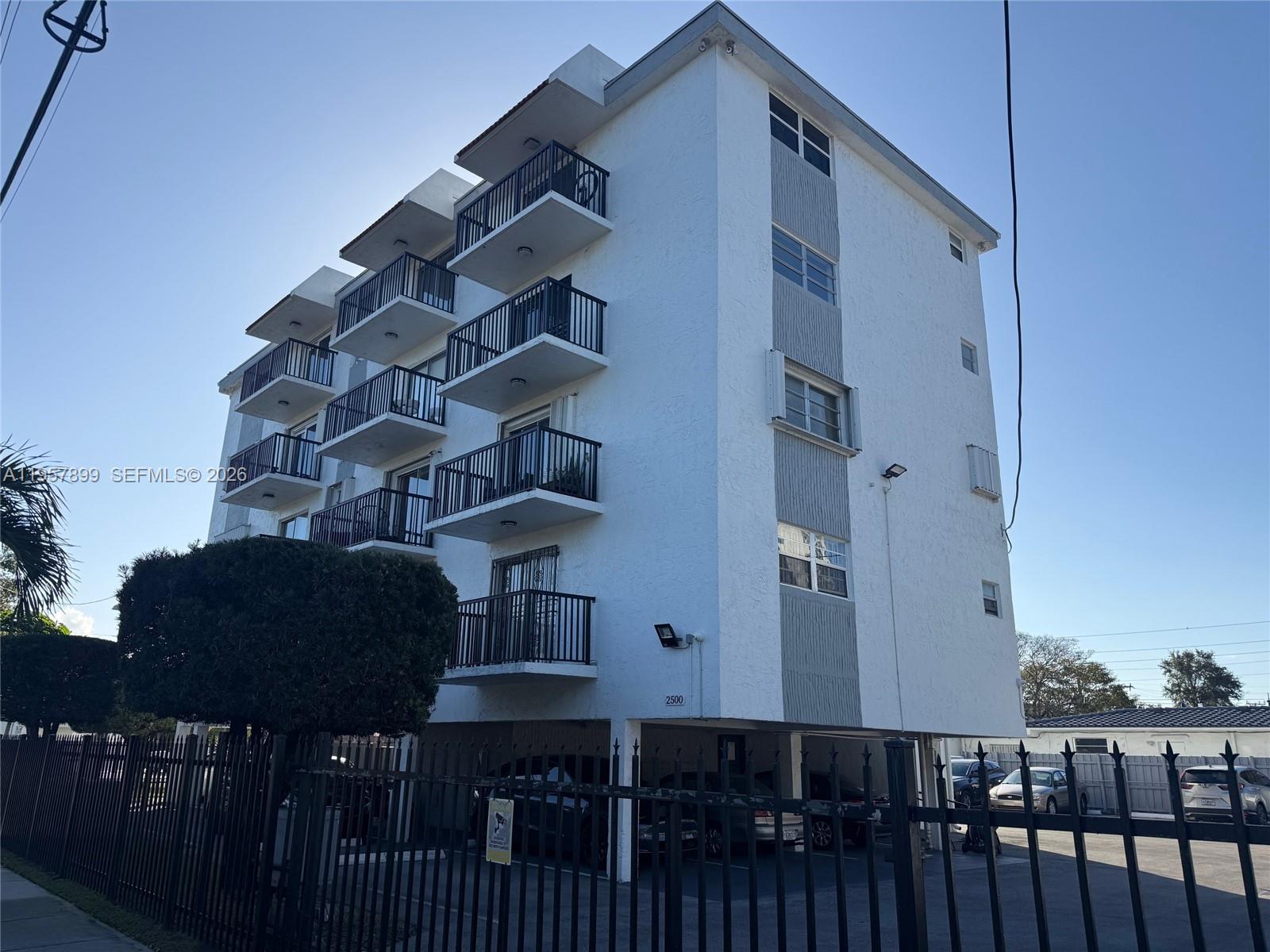 Twenty Five Hundred Condo