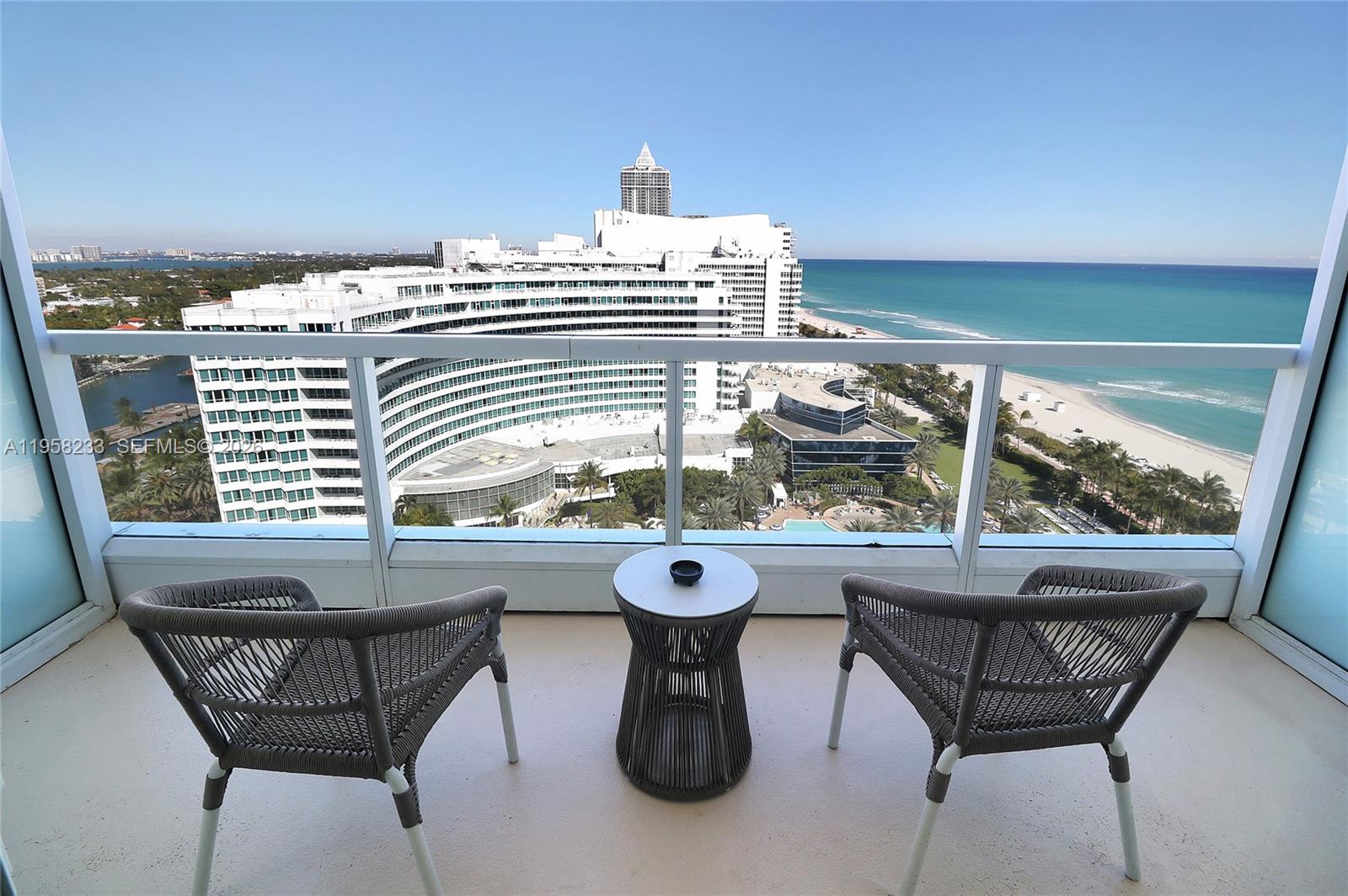 Fontainebleau III Ocean C