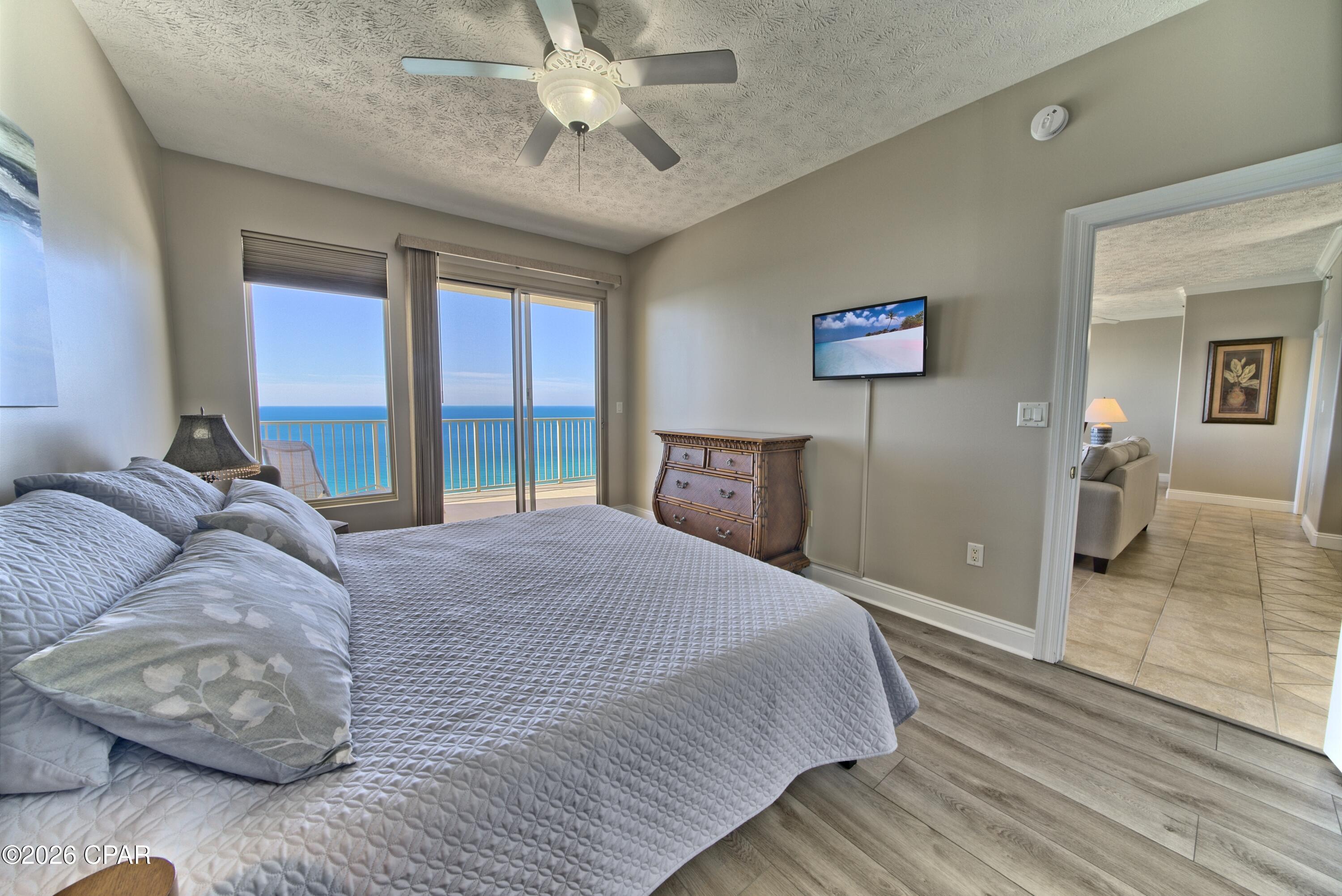 Image 16 For 8715 Surf Drive 1702b