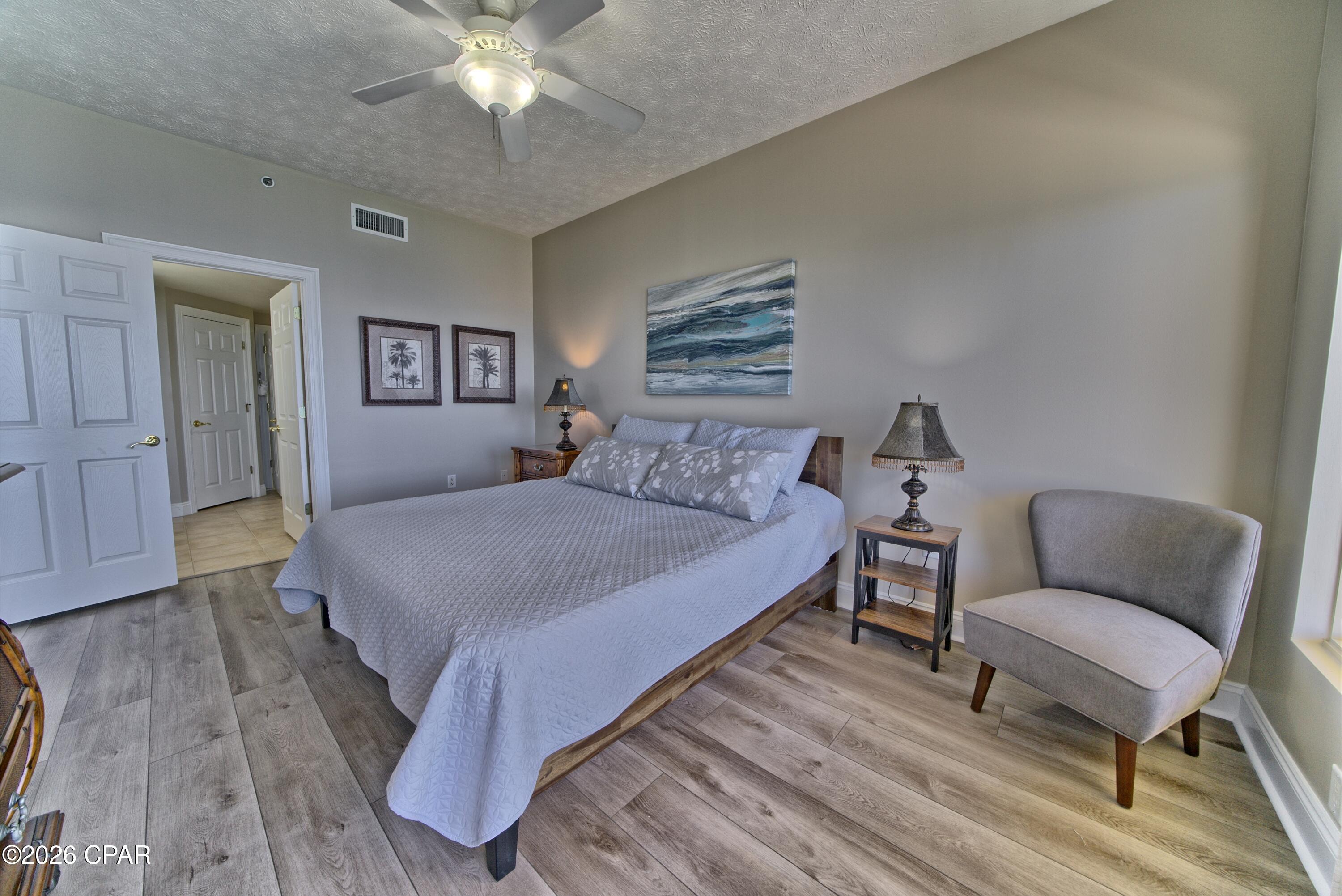 Image 19 For 8715 Surf Drive 1702b