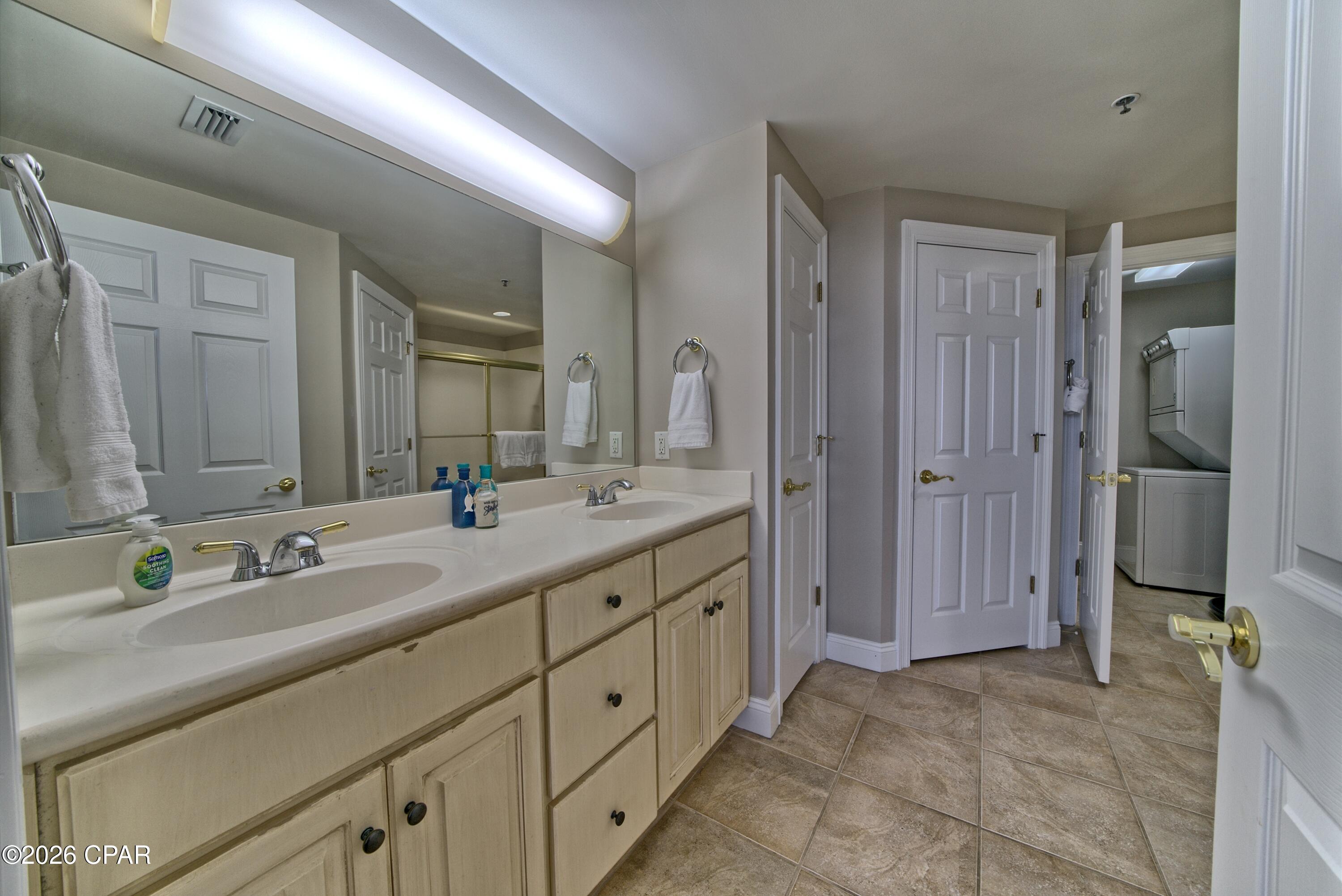 Image 20 For 8715 Surf Drive 1702b