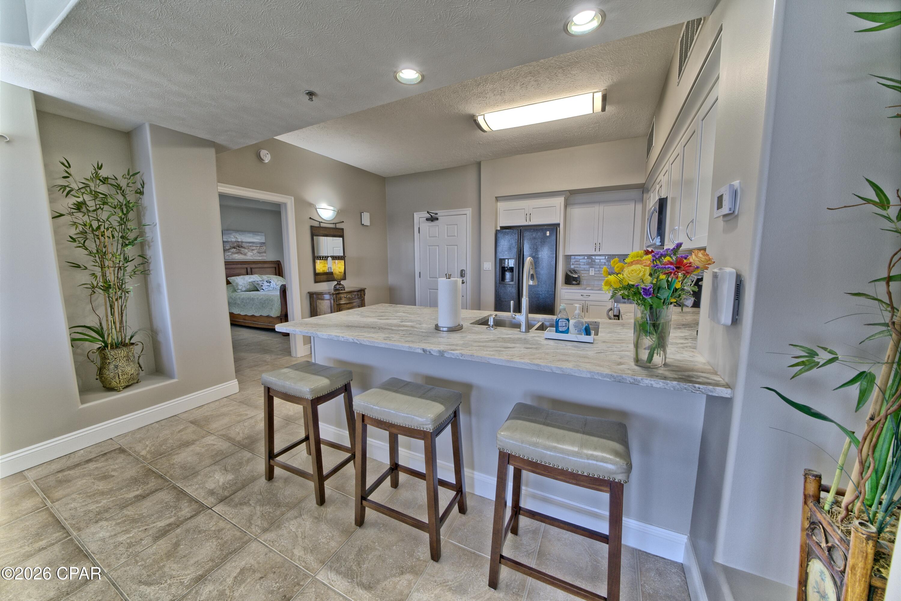 Image 6 For 8715 Surf Drive 1702b