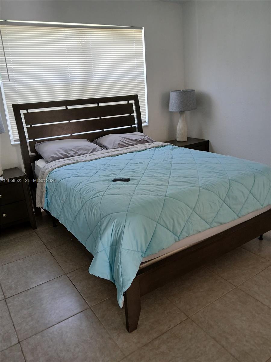 Hollywood Heights Estates