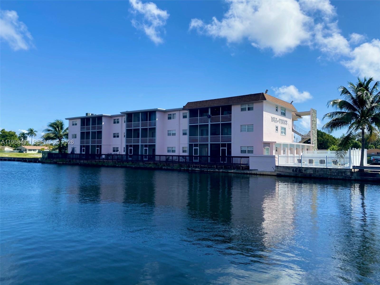 Venice Isles Condo