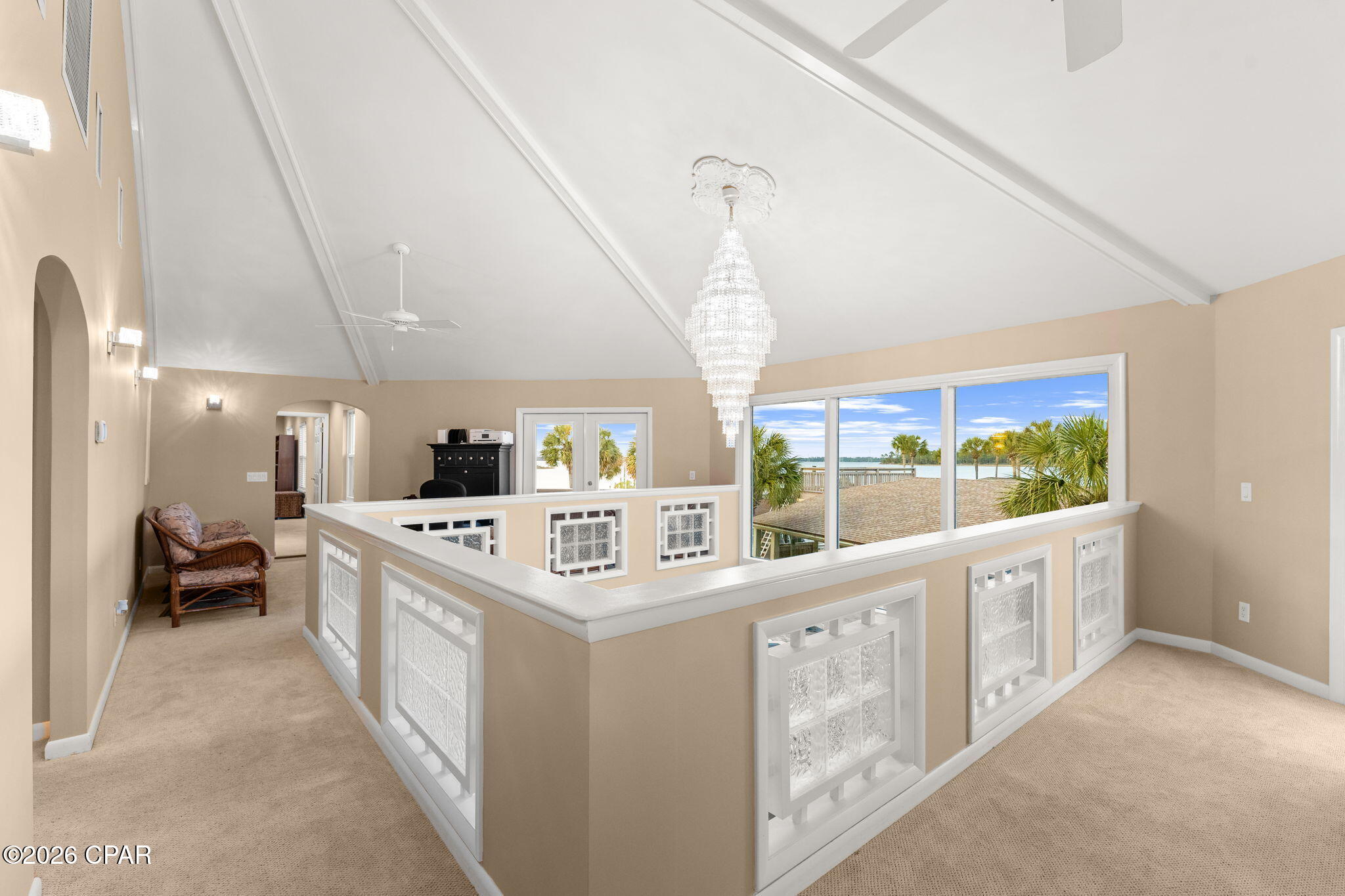 Listing photo id 42 for 1004 Sunset Lane