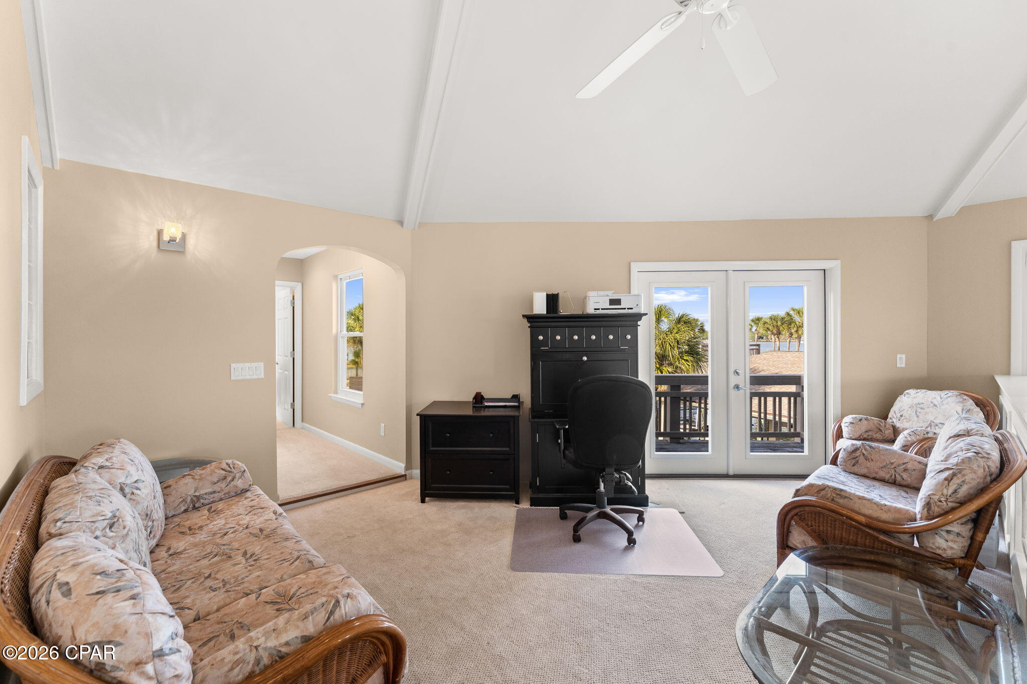 Listing photo id 46 for 1004 Sunset Lane