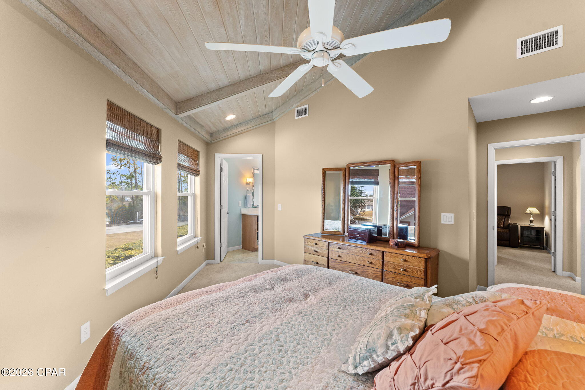 Listing photo id 50 for 1004 Sunset Lane