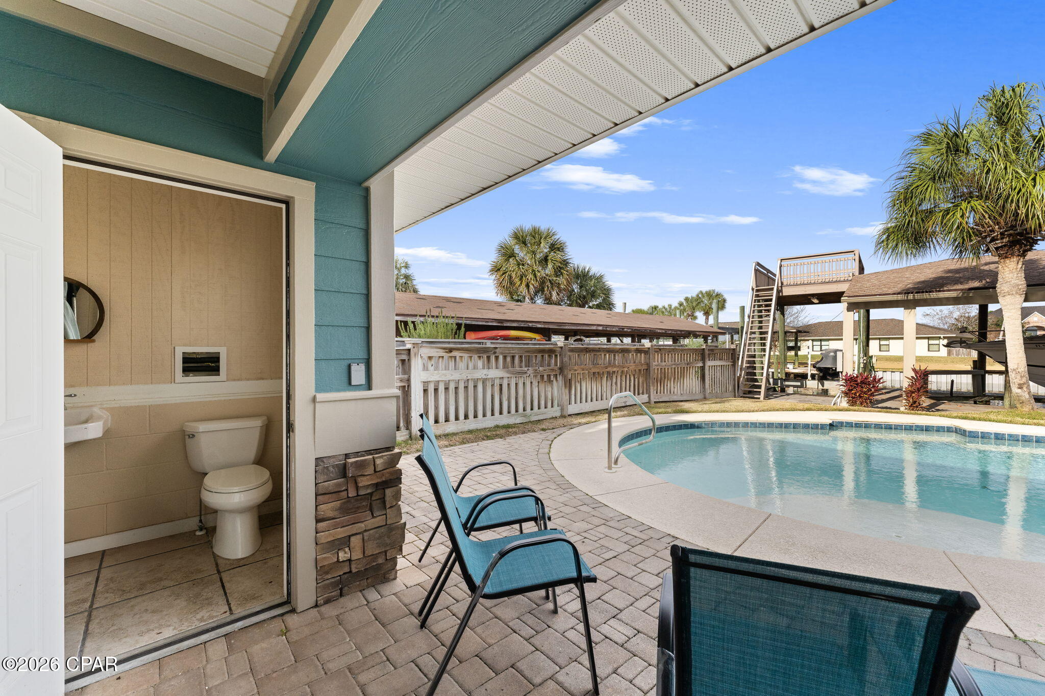 Listing photo id 63 for 1004 Sunset Lane