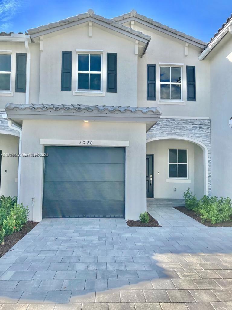 Keys Gate Residential