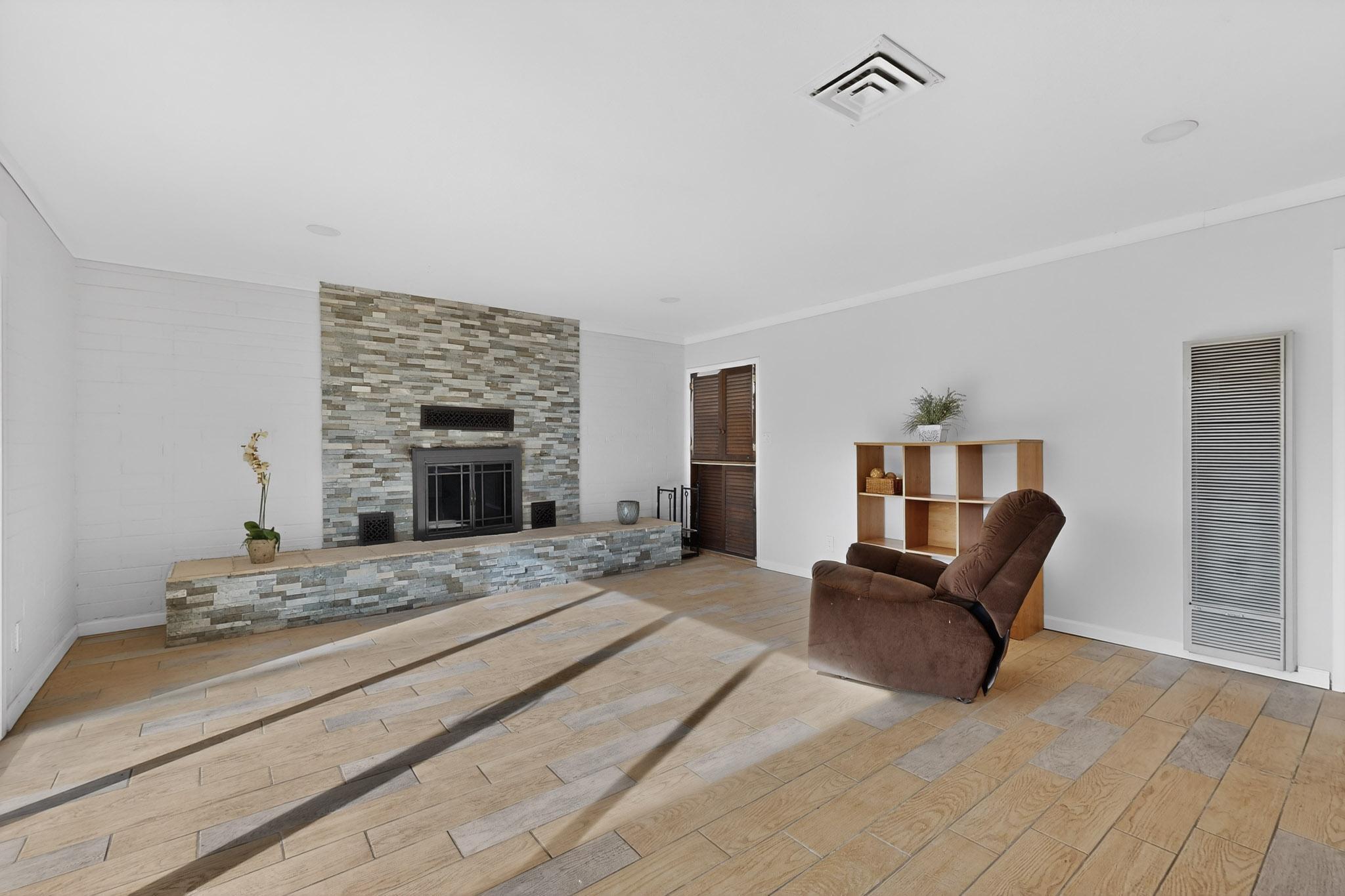 Homes for sale in Grants, NM | 1324 Dona Ave, Grants, NM 87020 | MLS# 1097787