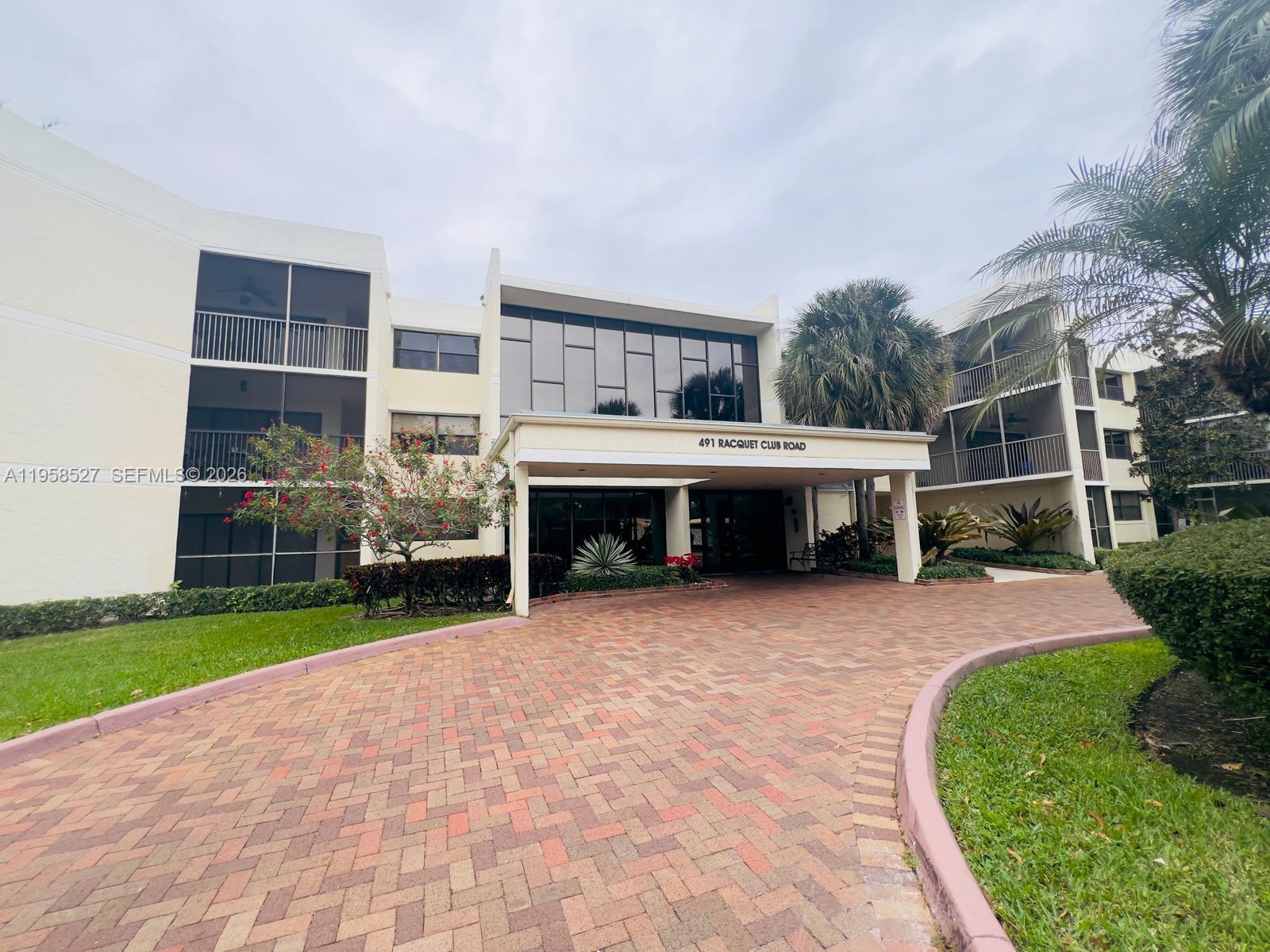Bldg 130 Of Country Club