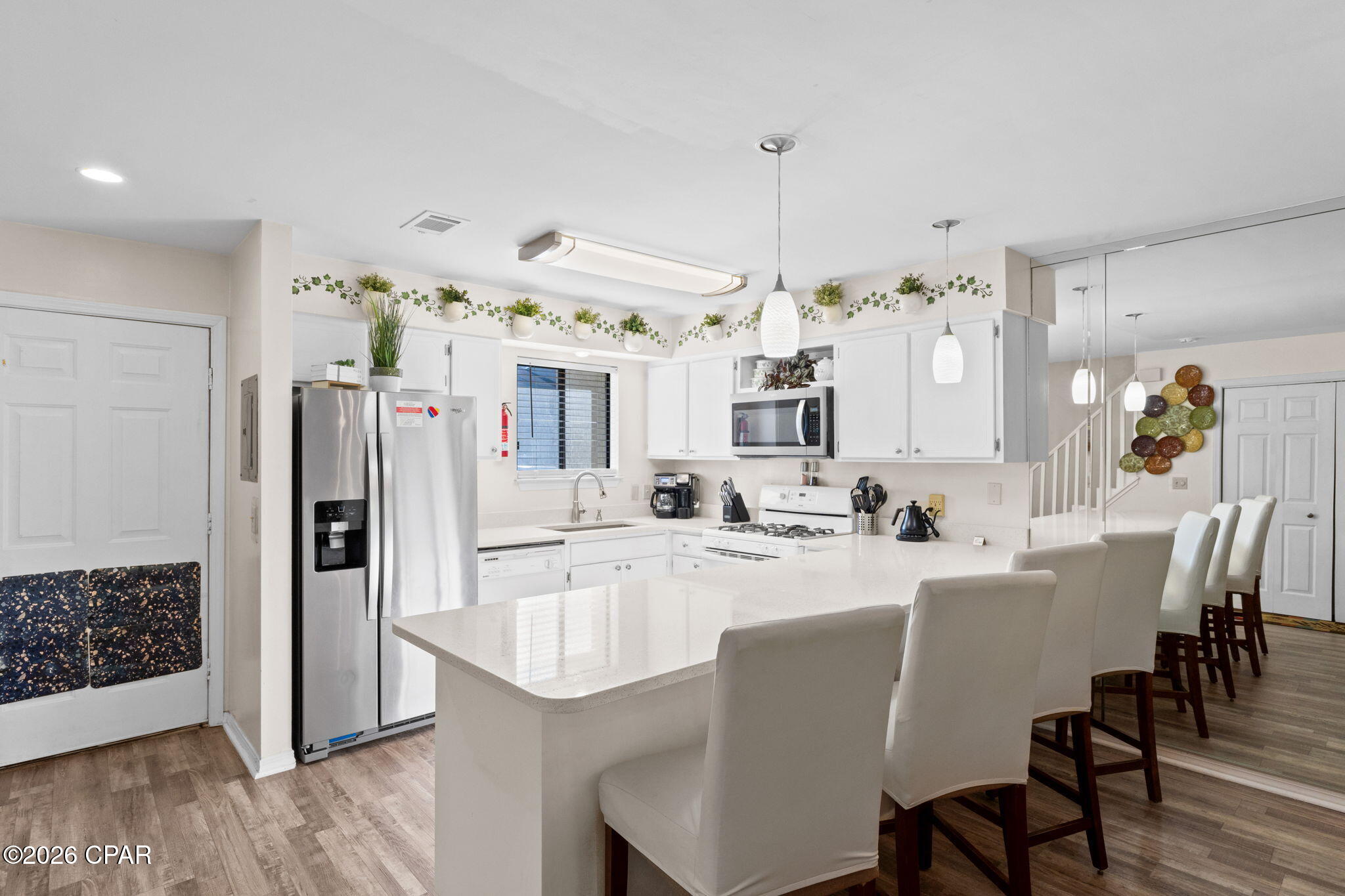 Image 10 For 102 White Sandy Drive