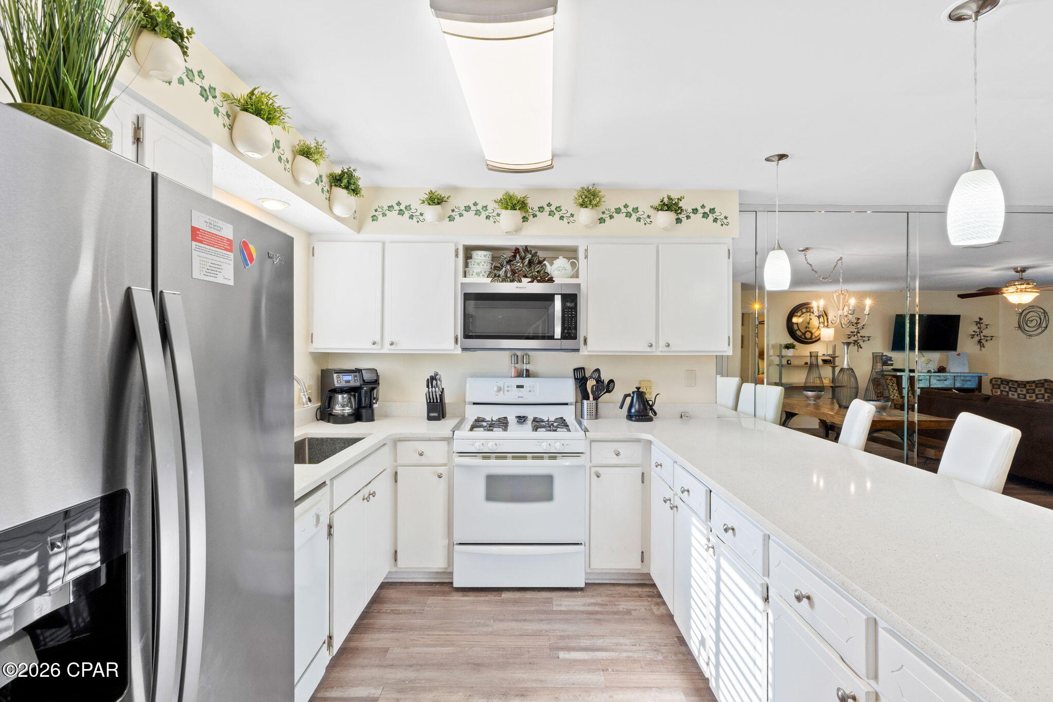 Image 11 For 102 White Sandy Drive