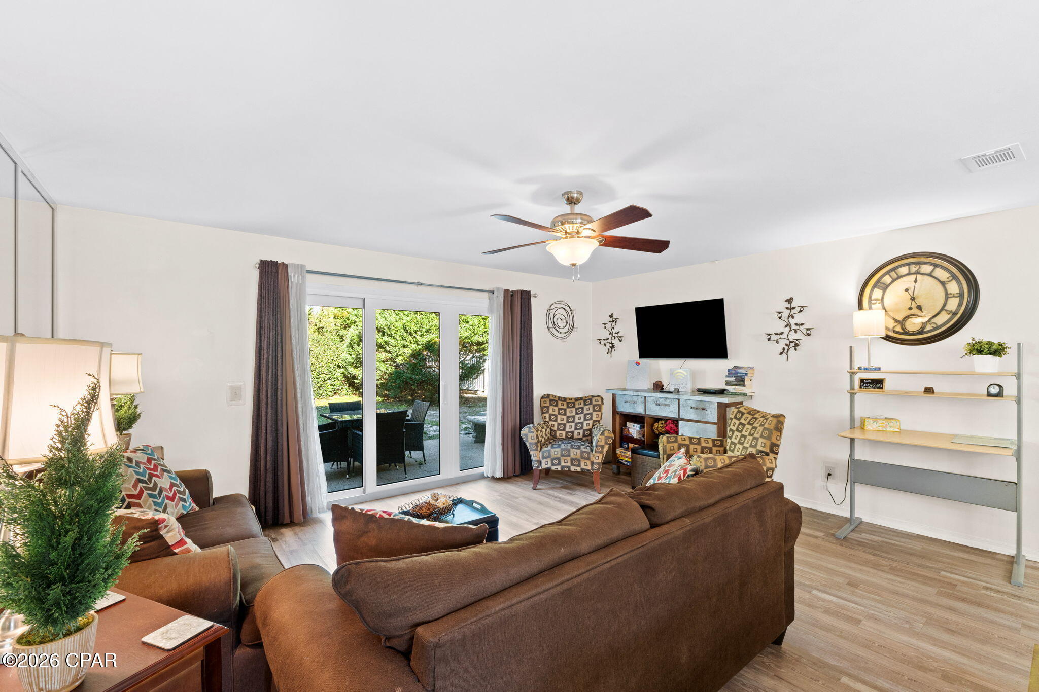 Image 18 For 102 White Sandy Drive