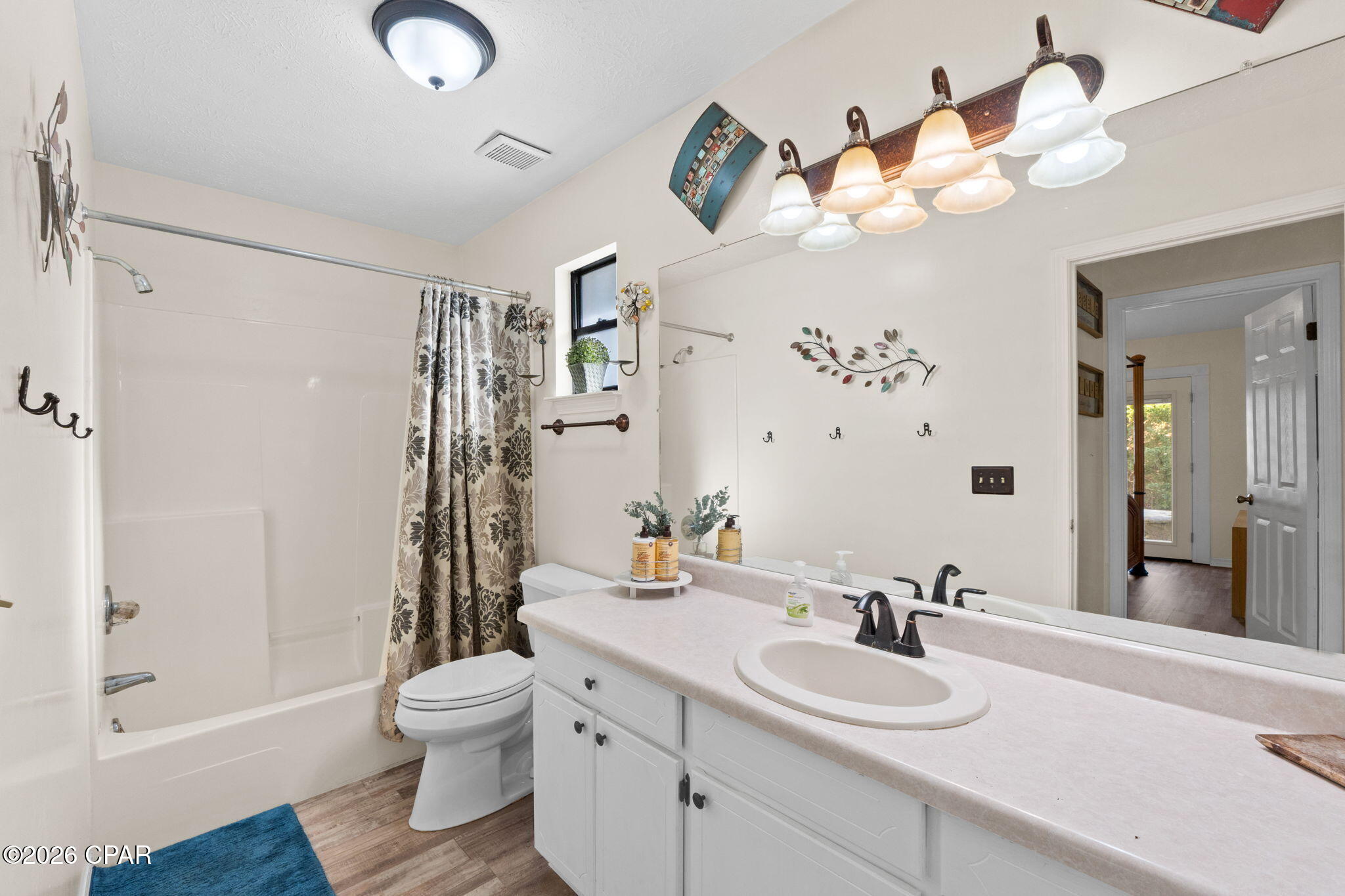 Image 28 For 102 White Sandy Drive