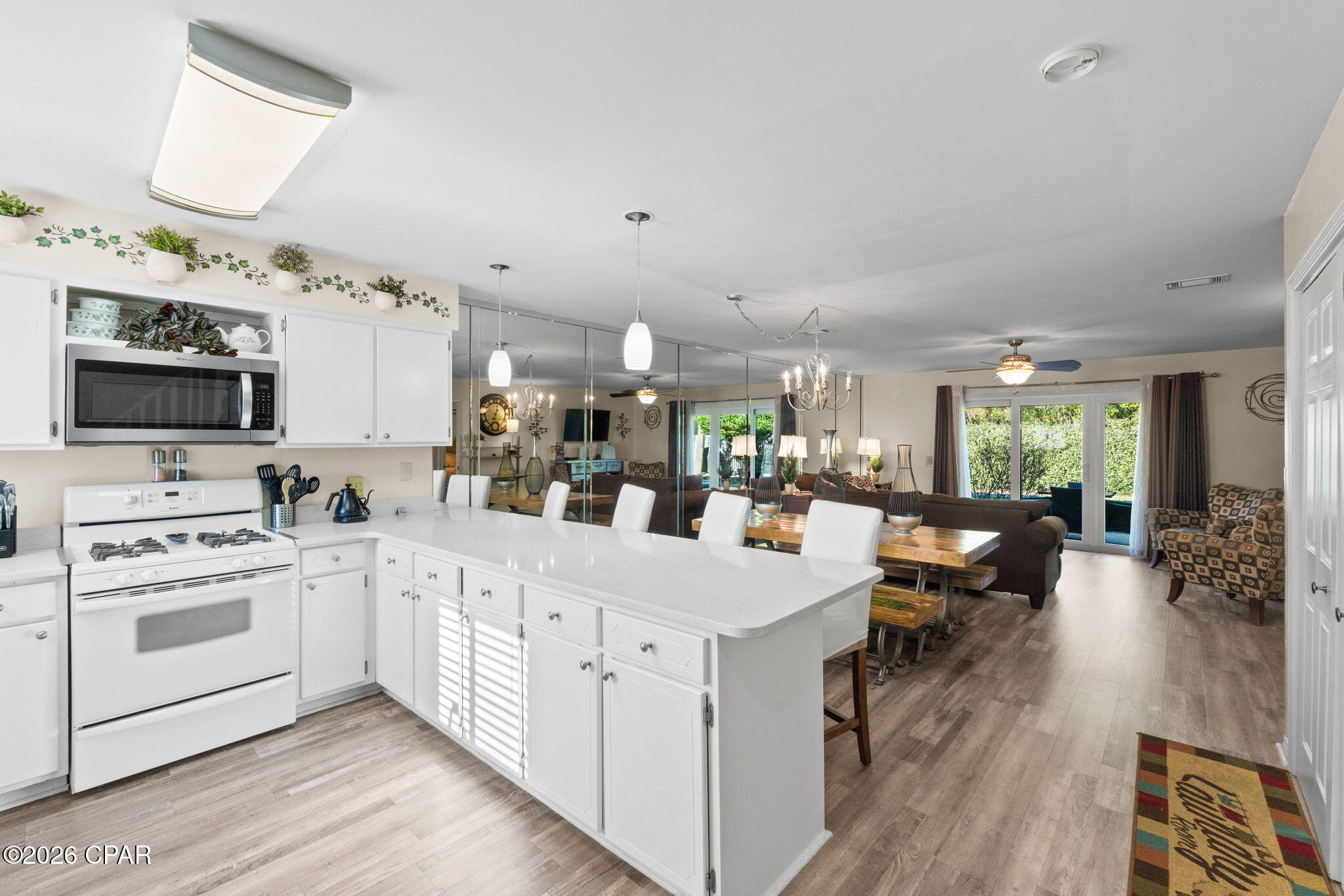 Image 9 For 102 White Sandy Drive