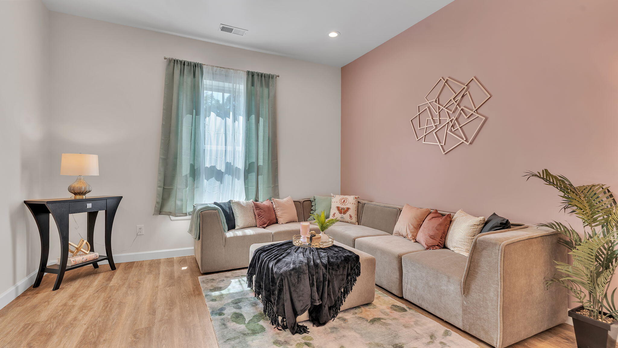 415 Arno Street, Albuquerque NM 87102