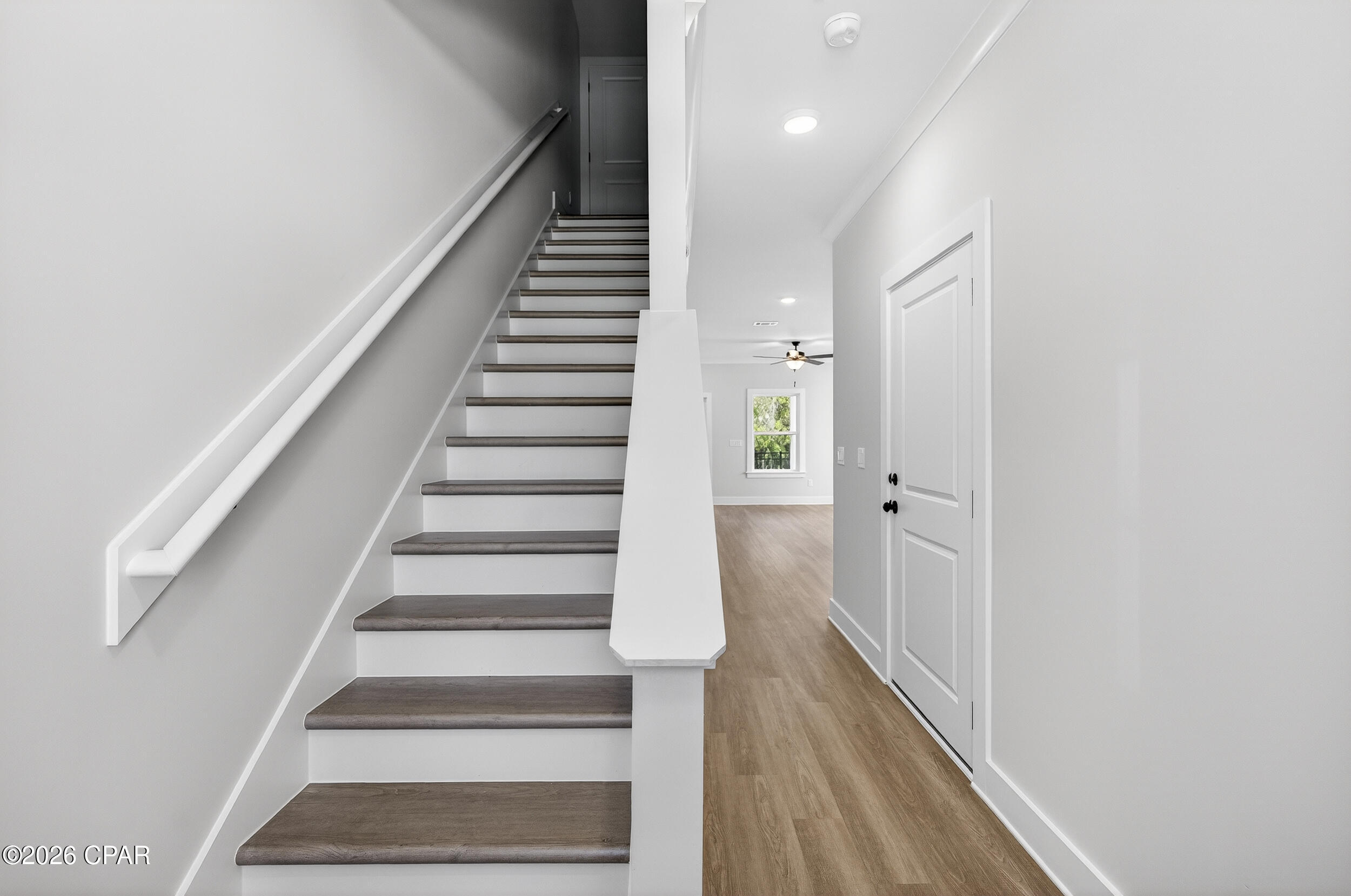 Image 5 For 315 Cyan Lane 32