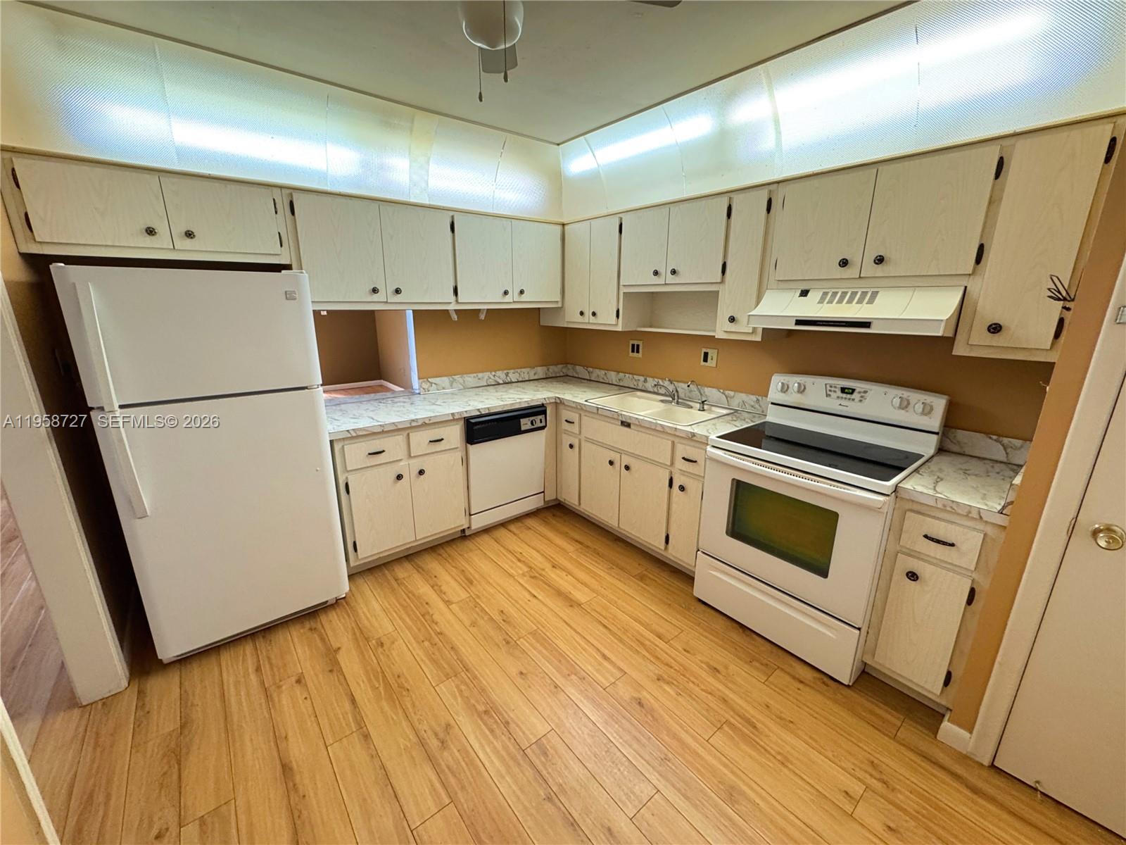 Castle Apartments 1 Condo